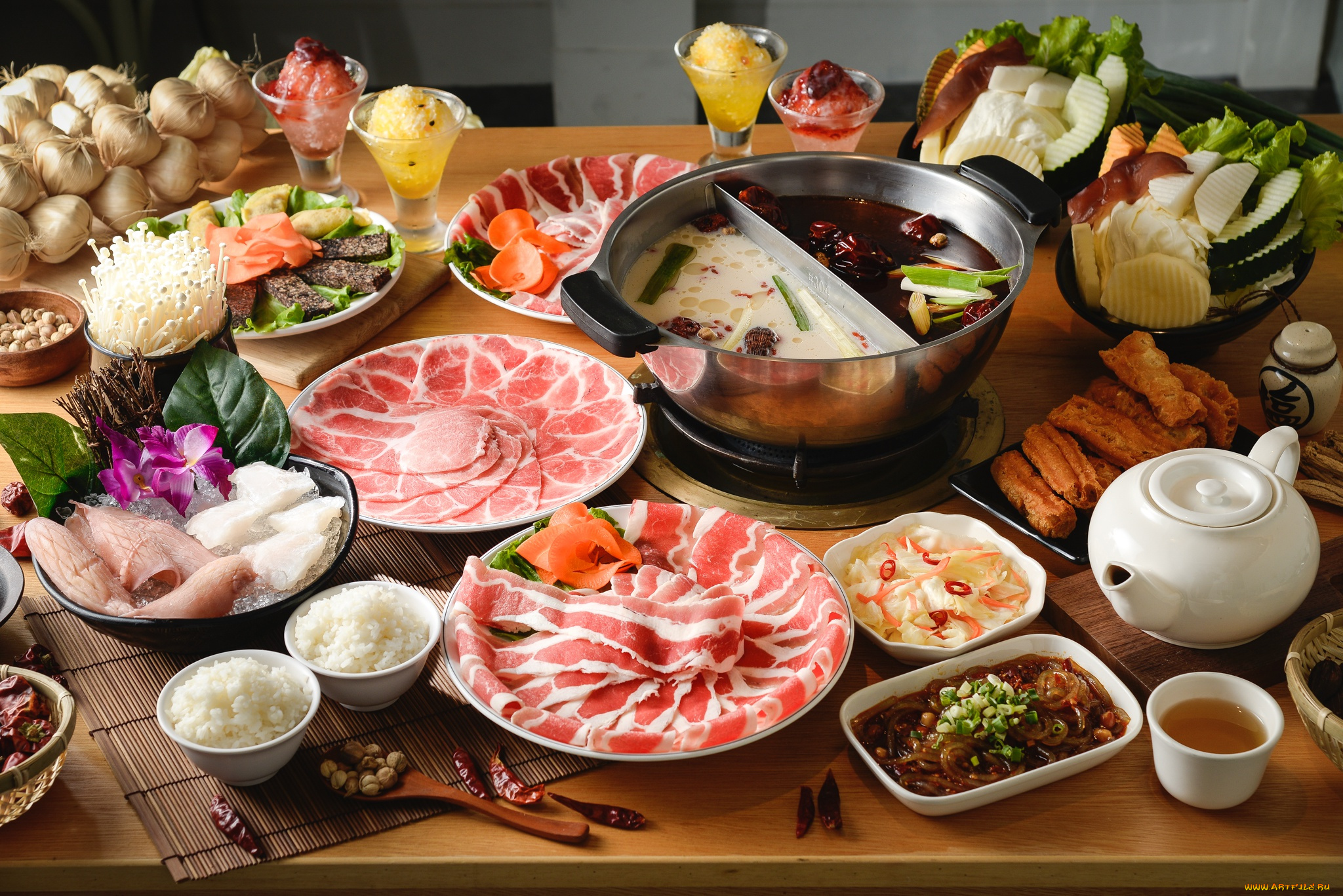 еда, разное, мясо, десерт, овощи, рис, чай, ассорти