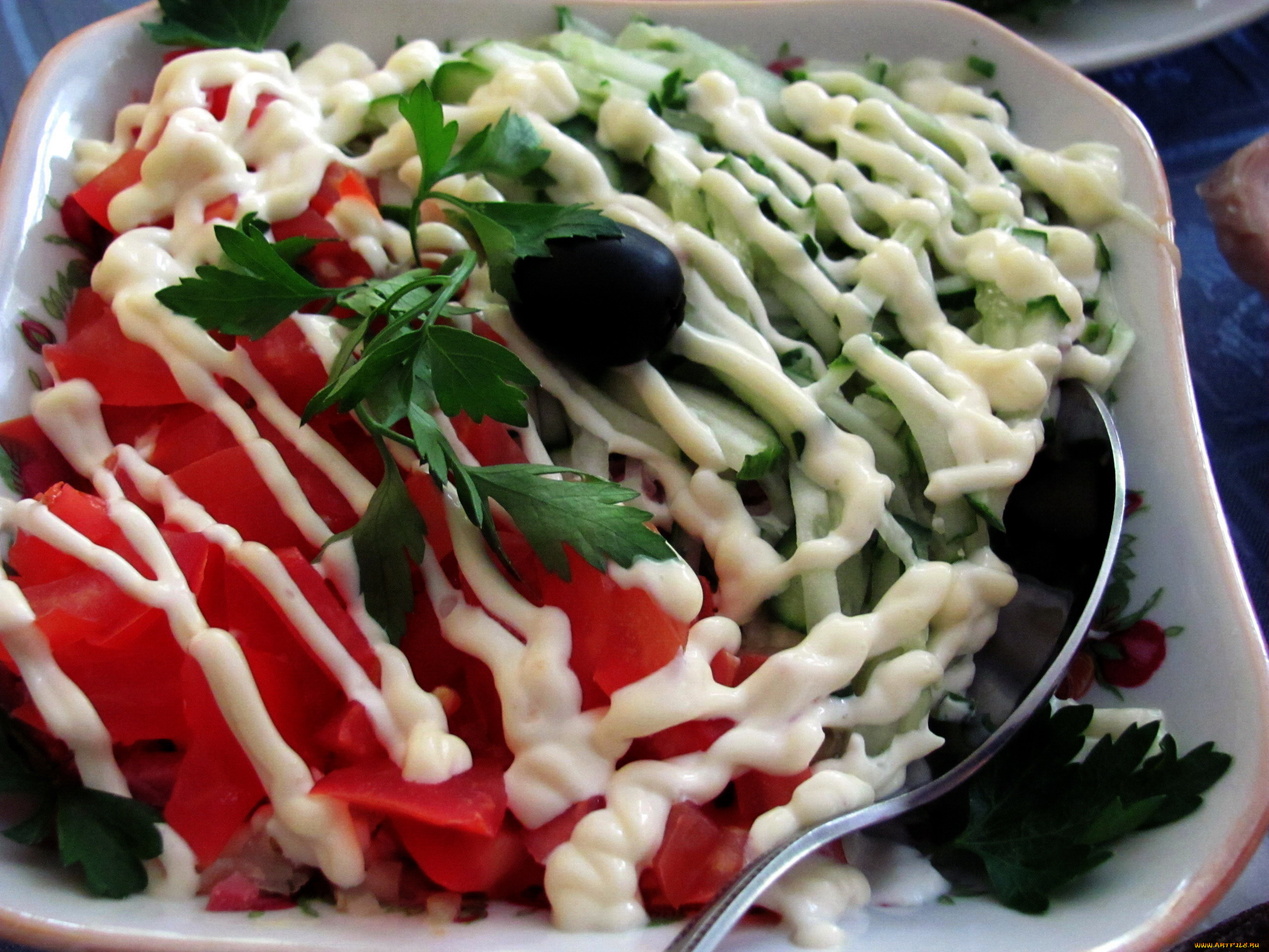 еда, салаты, , закуски, маслина, салат, петрушка, майонез