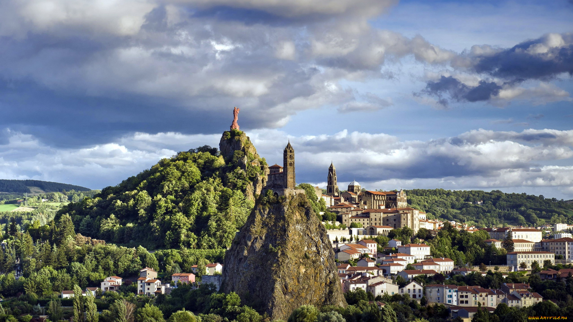 chapel, of, saint-michel, daiguilhe, france, города, -, католические, соборы, , костелы, , аббатства, chapel, of, saint-michel, daiguilhe