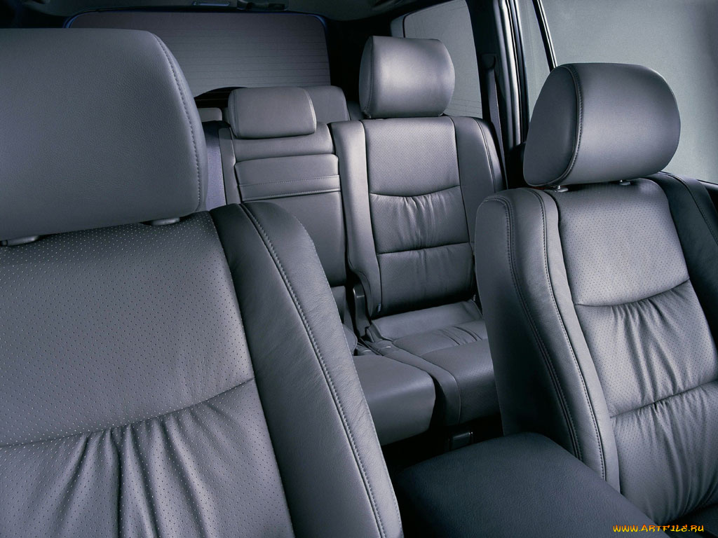 автомобили, интерьеры