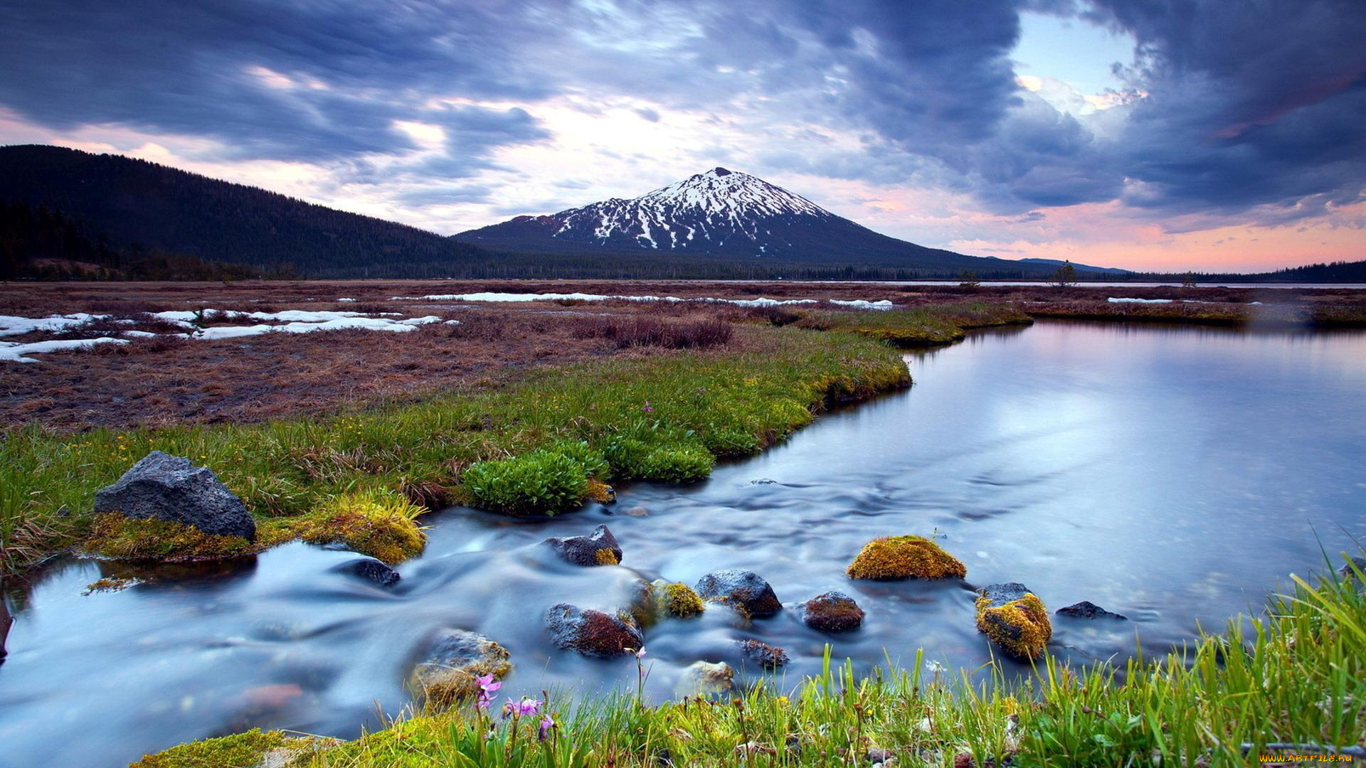 природа, реки, озера, небо, облака, горы, река, камни, снег, трава