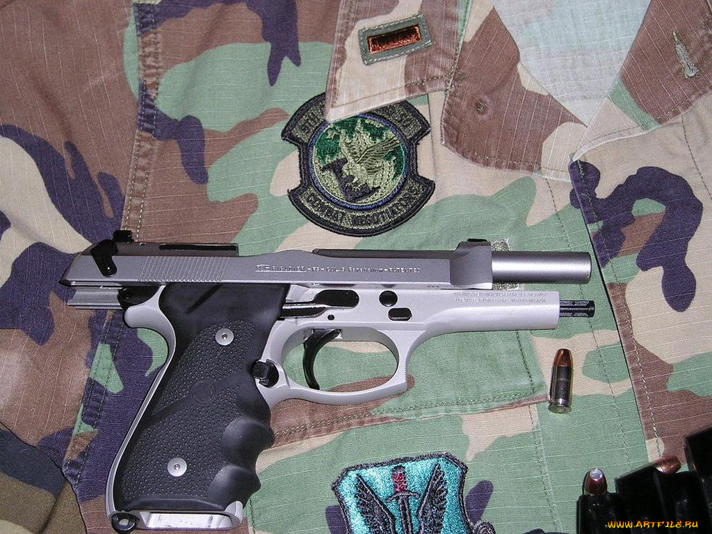 оружие, пистолеты