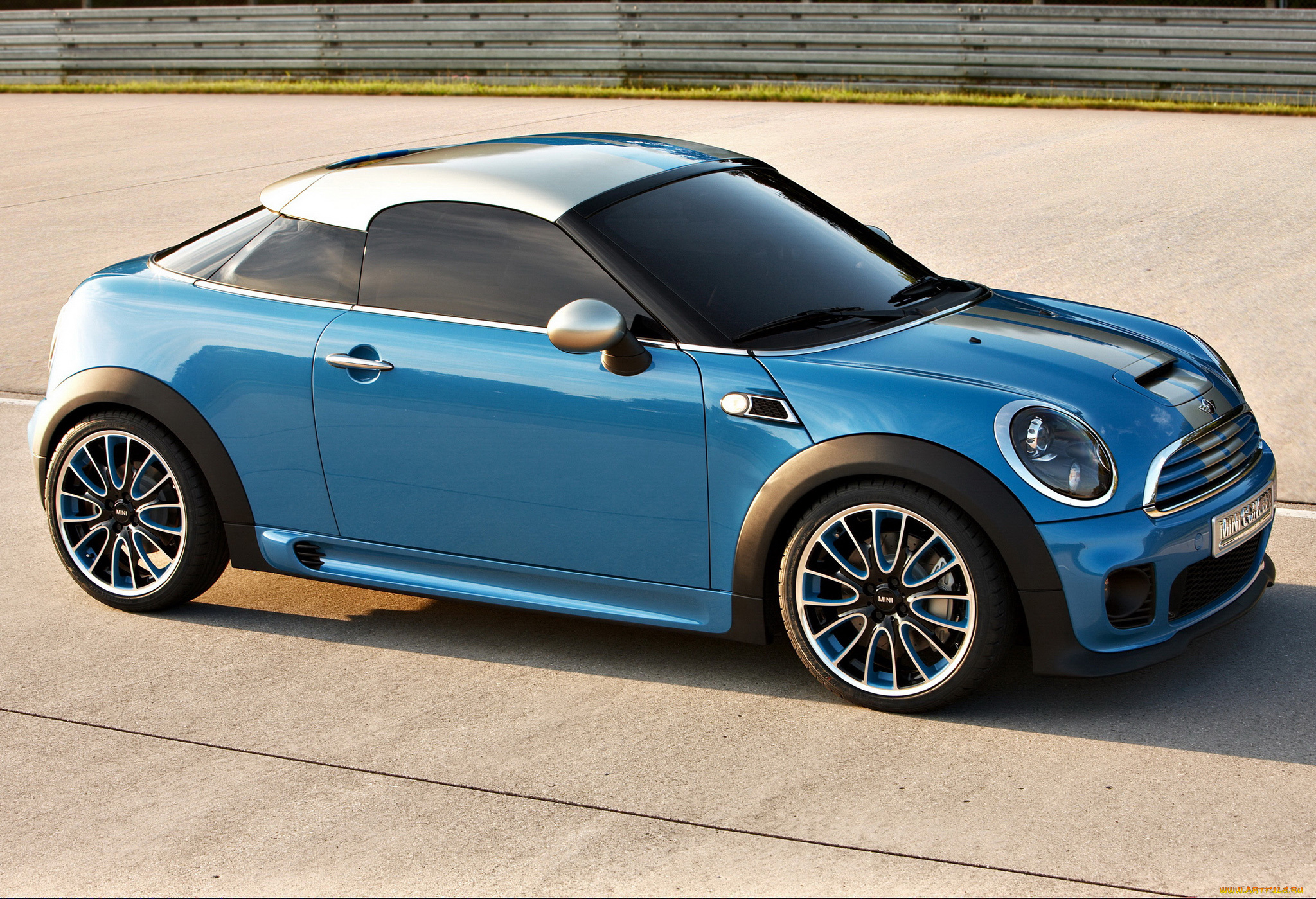 автомобили, mini