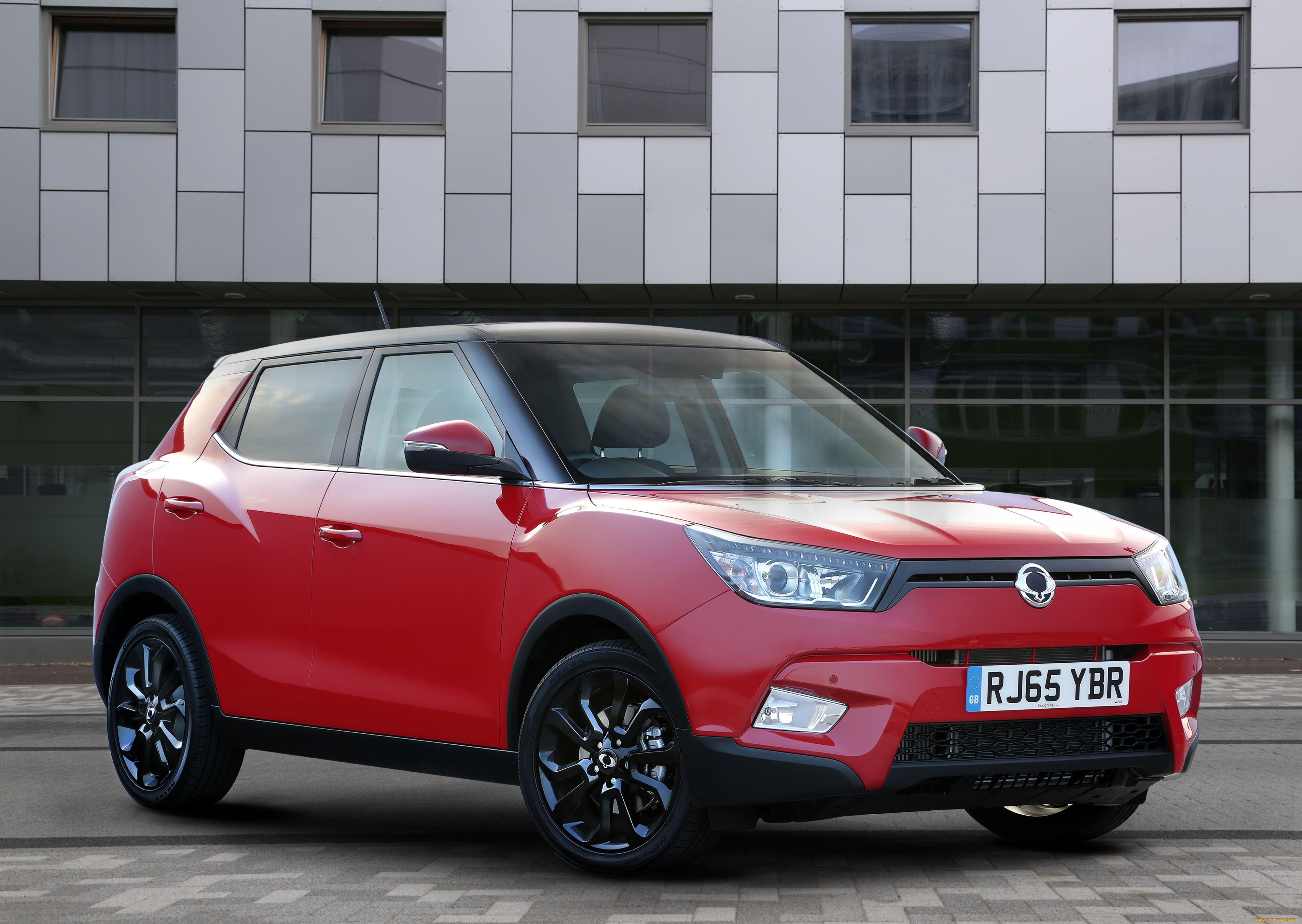 автомобили, ssang, yong, 2015г, красный, uk-spec, tivoli, ssangyong
