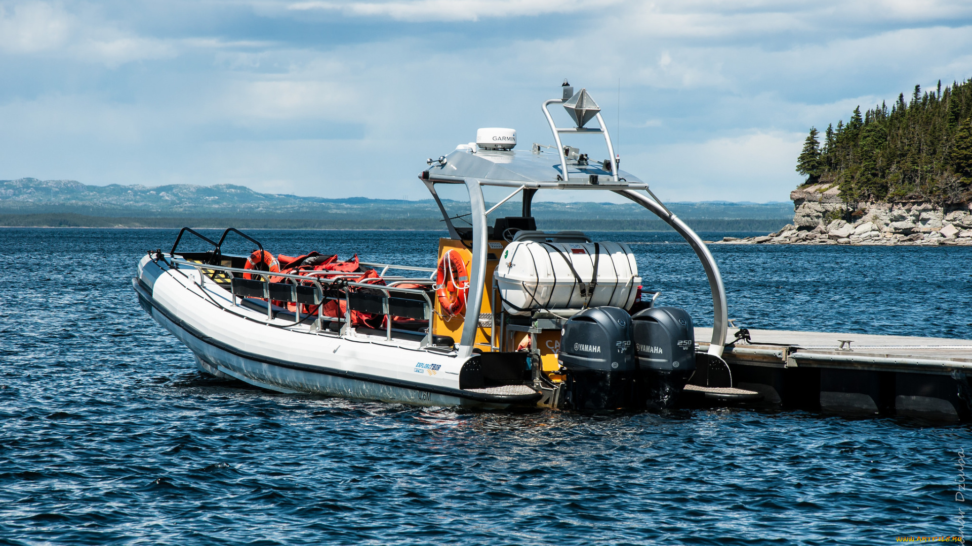 корабли, катера, мощь