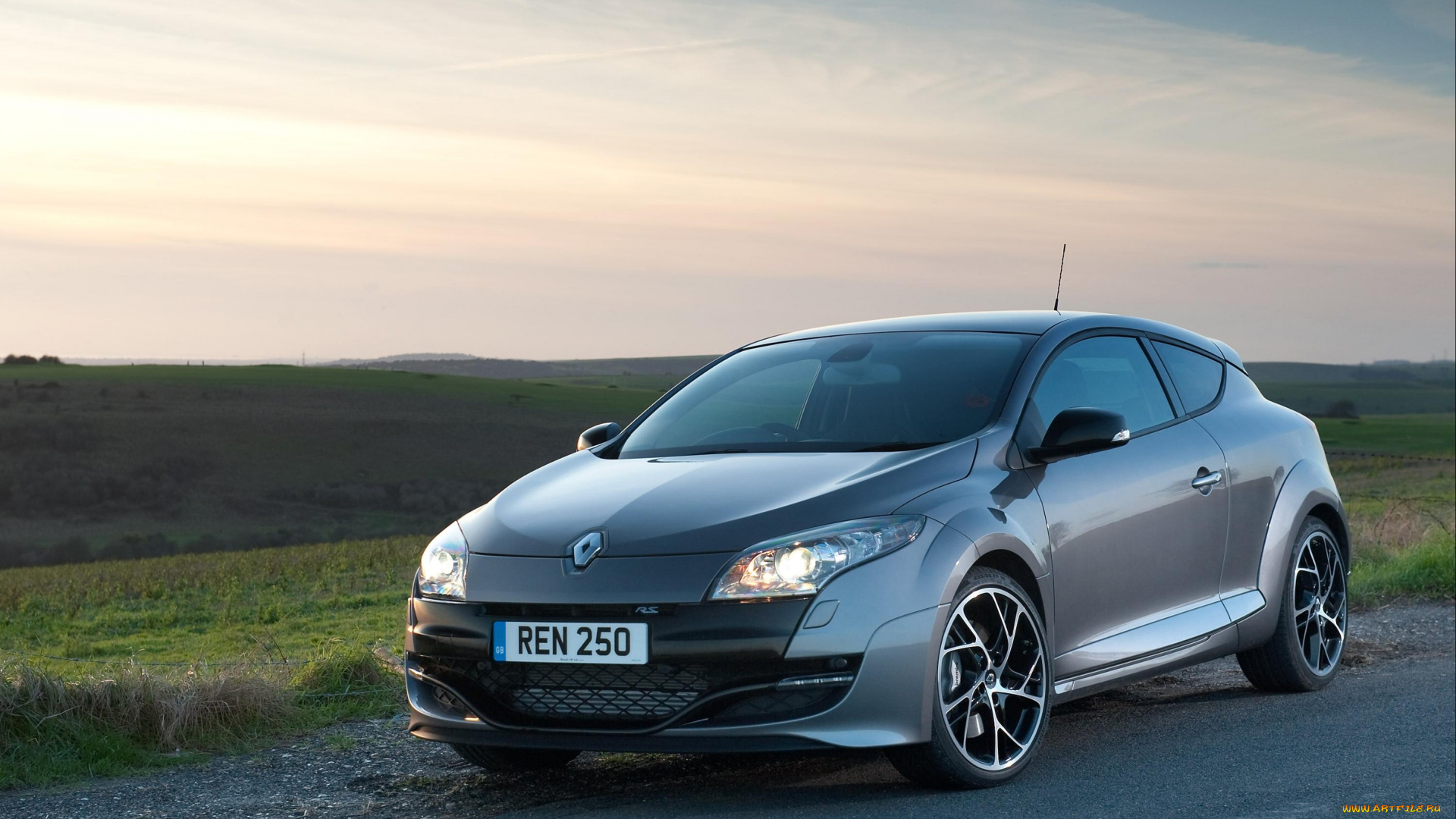 автомобили, renault
