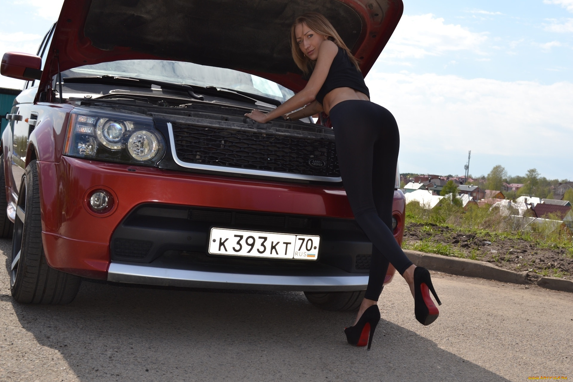 девушка, и, авто, автомобили, -авто, с, девушками, девушка, женщина, шатенка, темноволосая, сексуальная, модель, звезда, позирует, разная, обувь, верхняя, стильная, одежда, нижнее, эротическое, бельё, трусы, лифчик, колготки, чулки, аксессуары, макияж, и, множество, элементов, на, фотографии