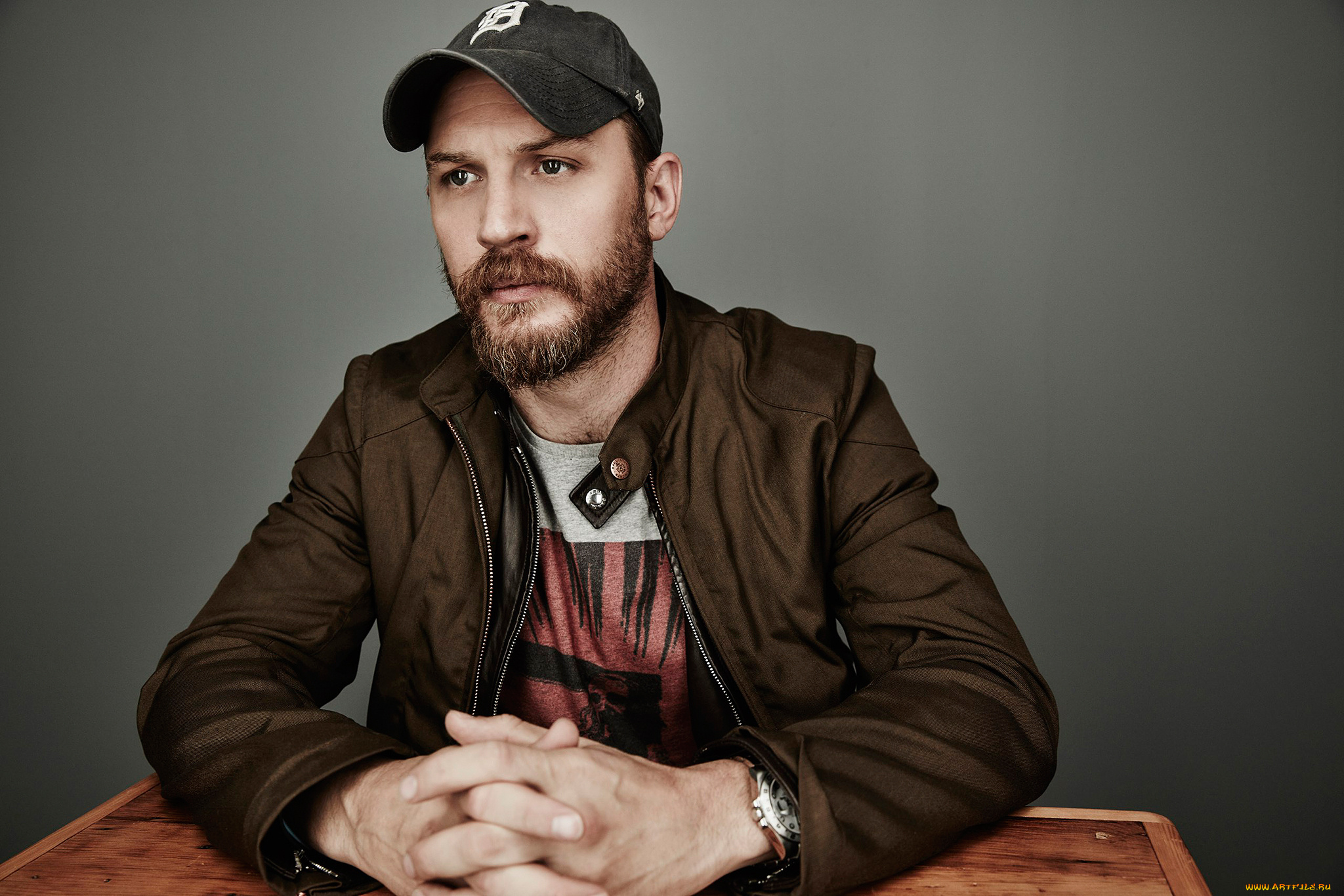 tom, hardy, мужчины, maarten, de, boer, фото, фон, борода, куртка, кепка, актер