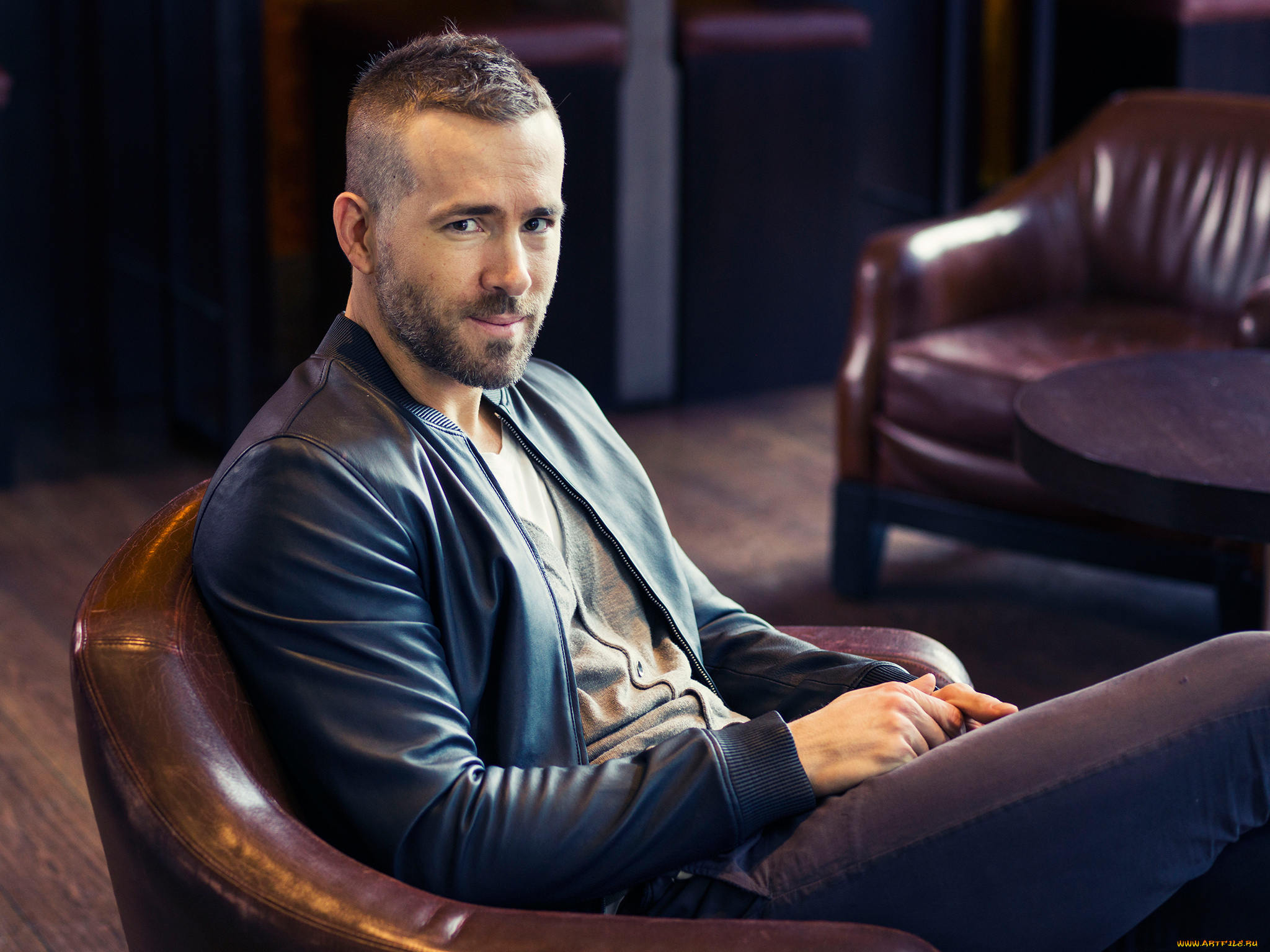 ryan, reynolds, мужчины, столик, кресло, актер