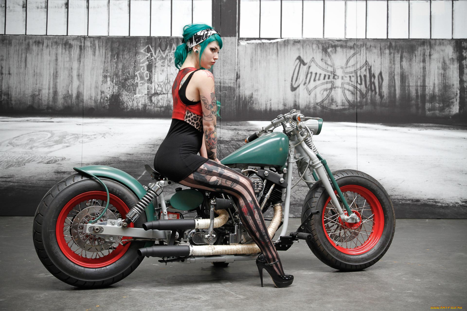 мотоциклы, мото, с, девушкой, девушка, красивая, супер, секси, няша, нежная, классная, модница, лапочка, мадам