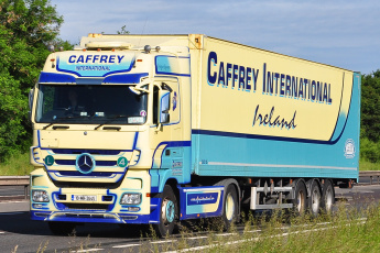 Картинка автомобили mercedes+trucks тяжелый грузовик седельный тягач