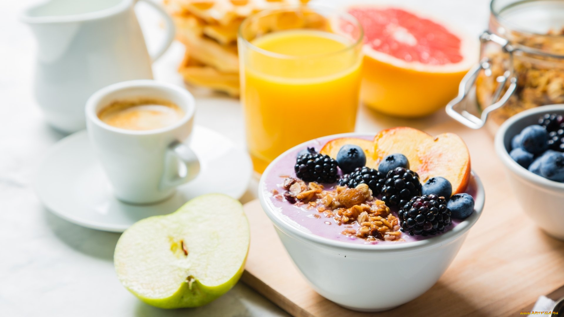 еда, разное, ягоды, вафли, сок, кофе, завтрак
