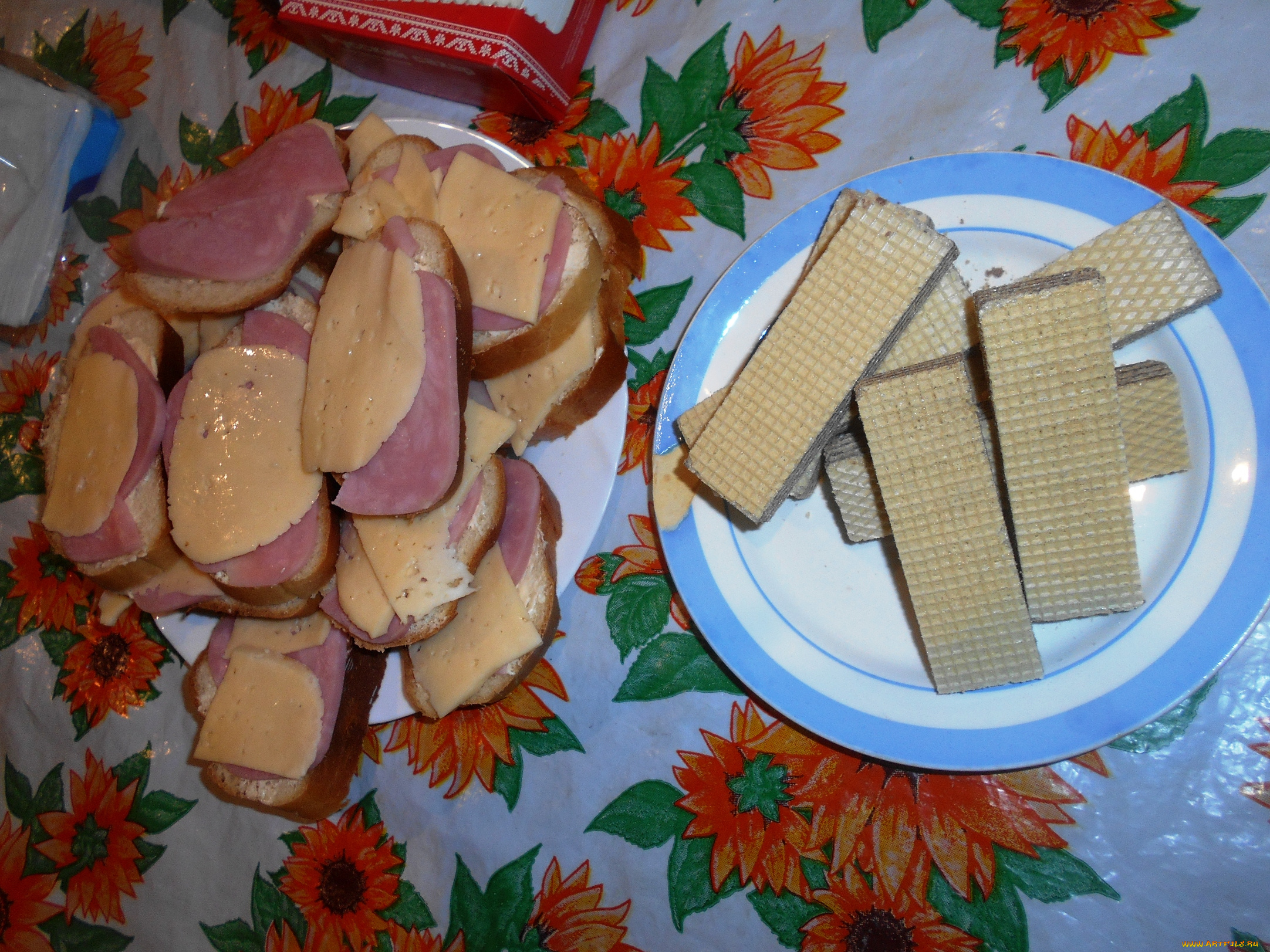 еда, бутерброды, , гамбургеры, , канапе, вафли, сыр, хлеб, колбаса