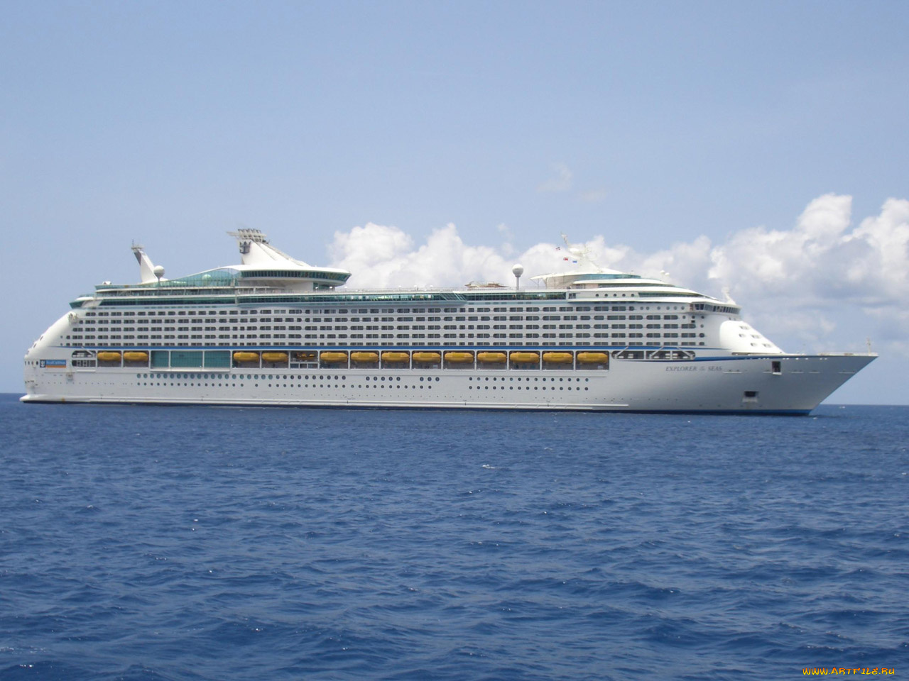 корабли, лайнеры