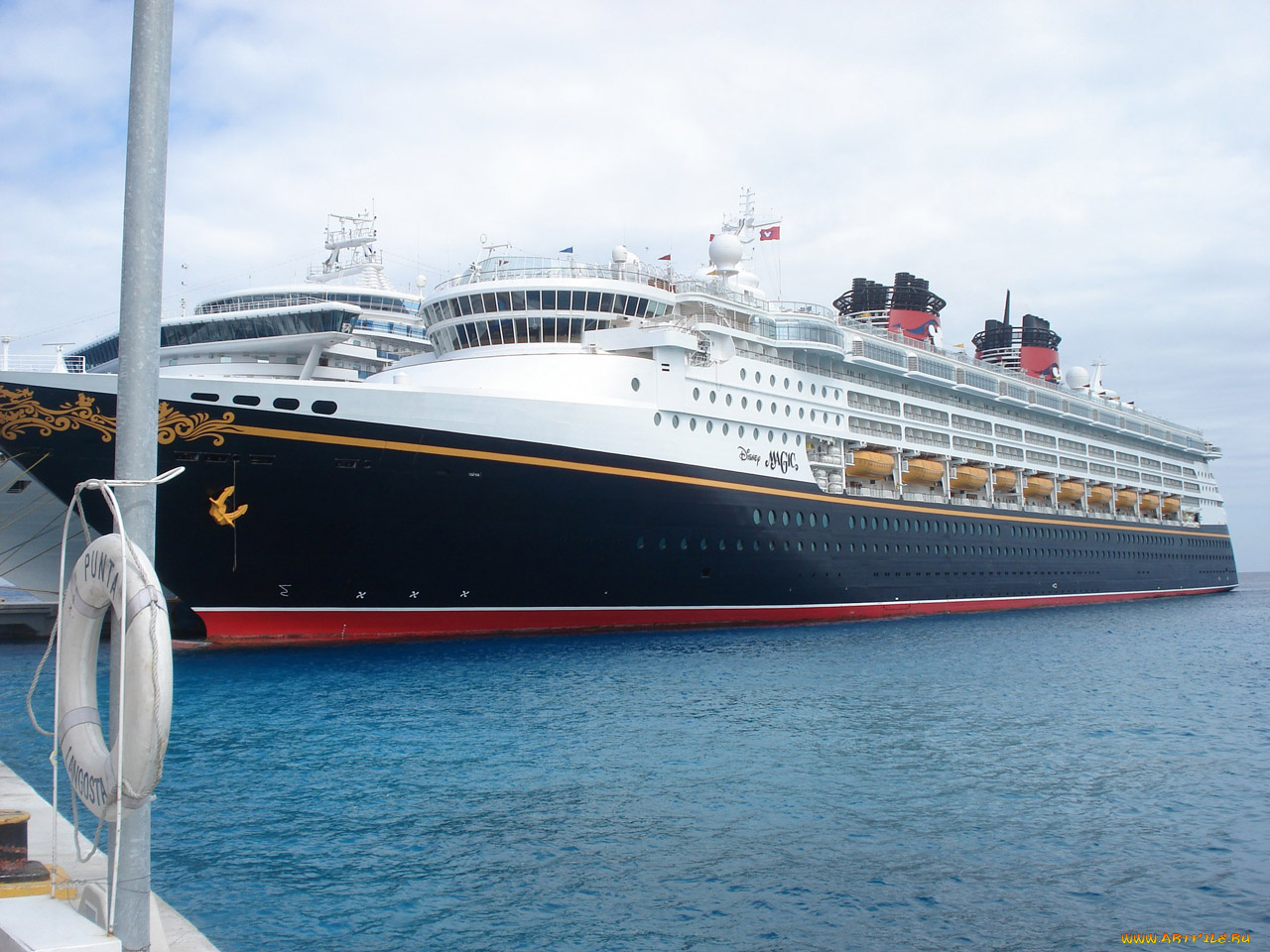 корабли, лайнеры