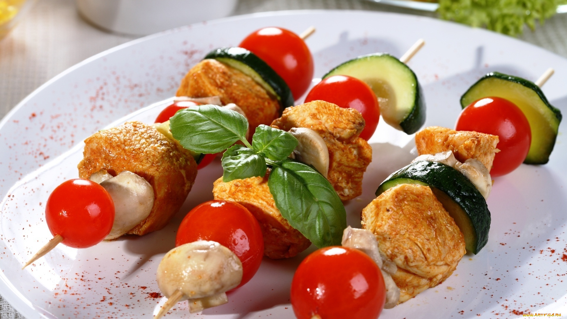 еда, шашлык, барбекю, шампиньоны, базилик, цуккини, помидоры, мясо, томаты