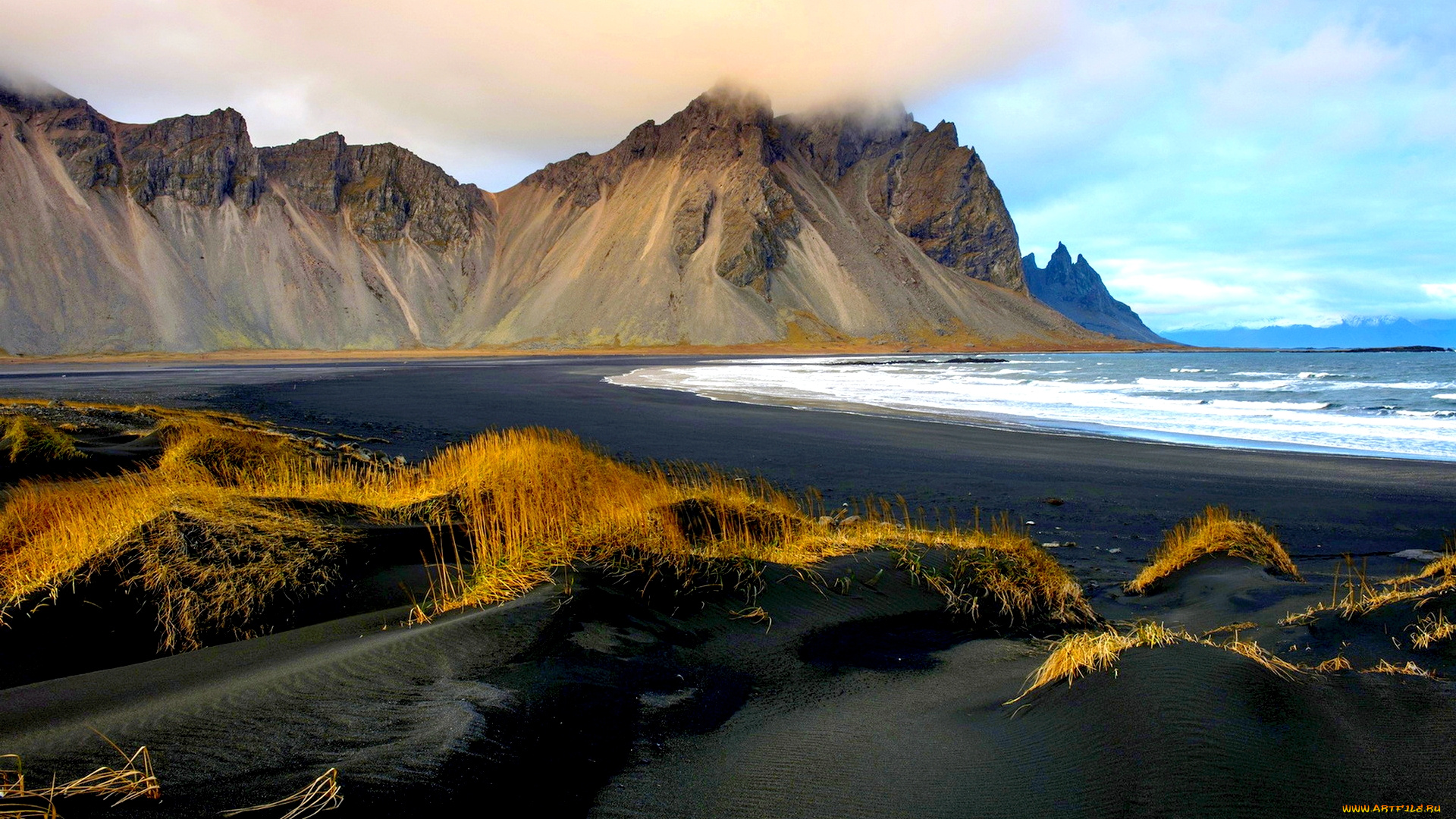 природа, побережье, океан, пляж, дюны, трава, скалы, туман