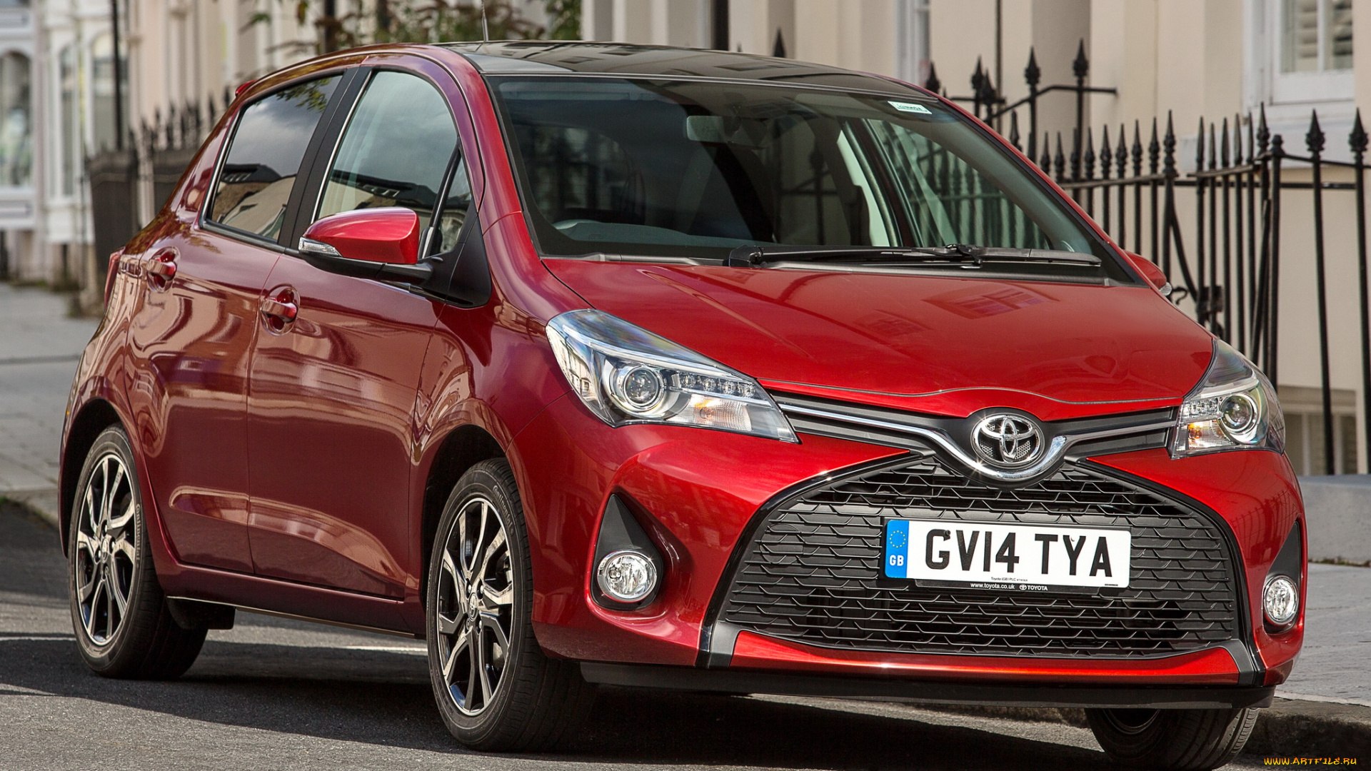 автомобили, toyota, uk-spec, 5-door, yaris, красный, 2014г