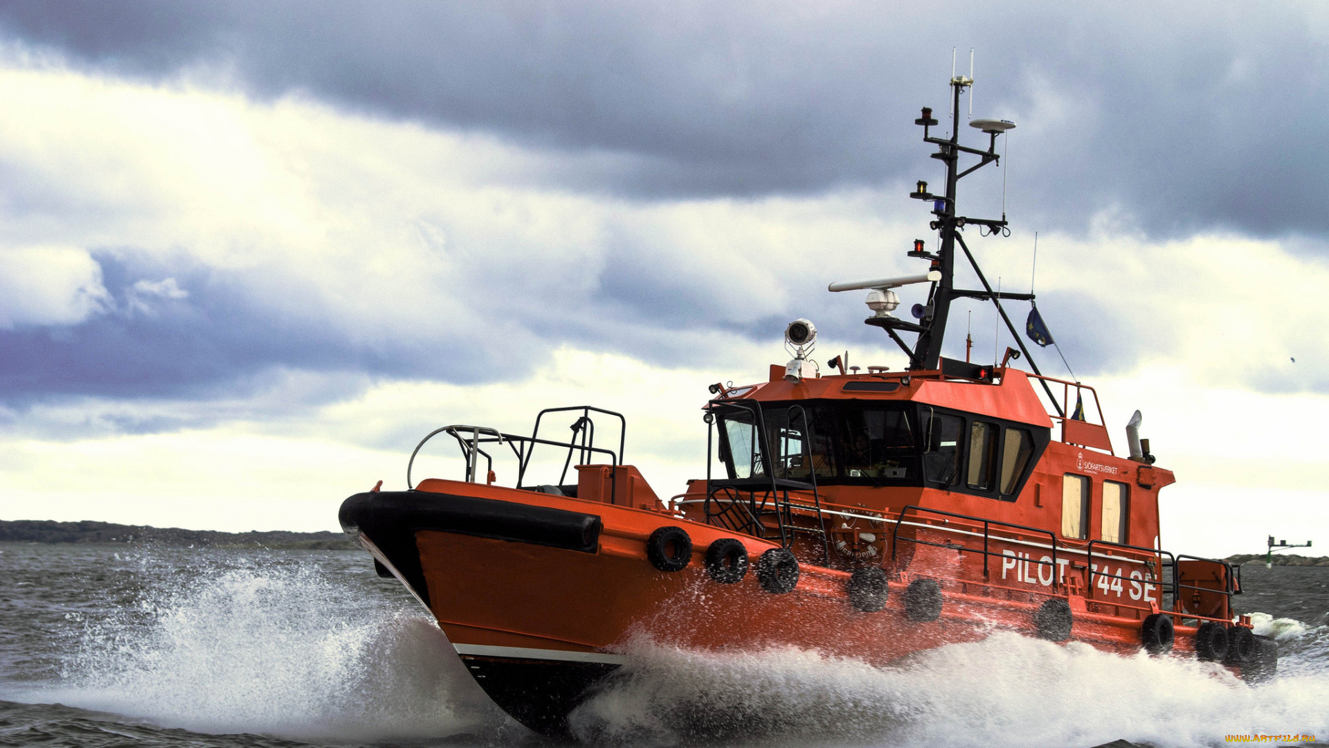 корабли, катера, лоцман