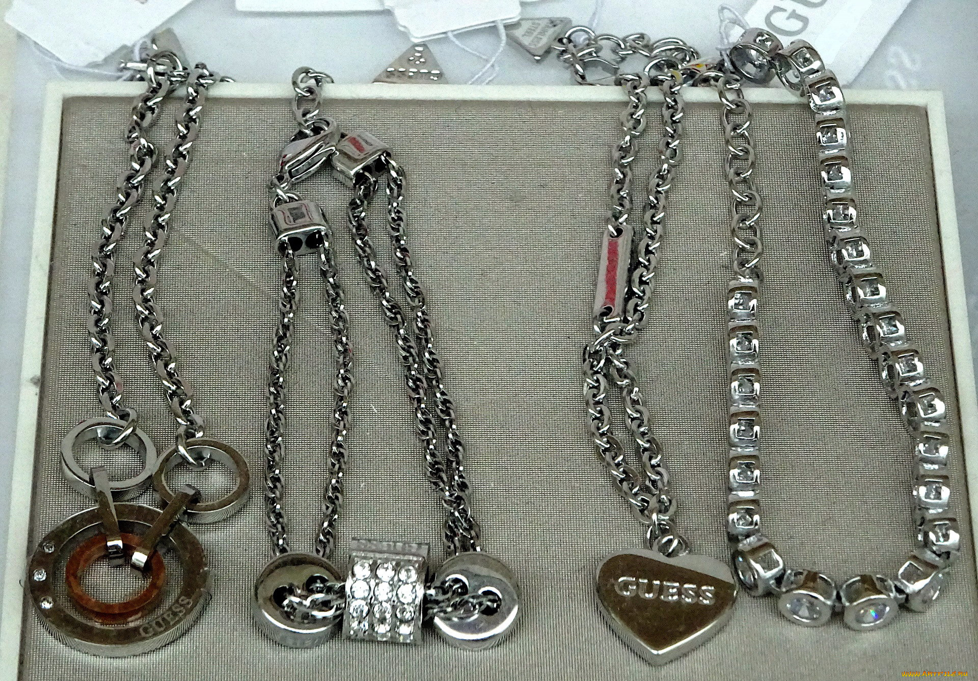 бренды, guess, браслеты