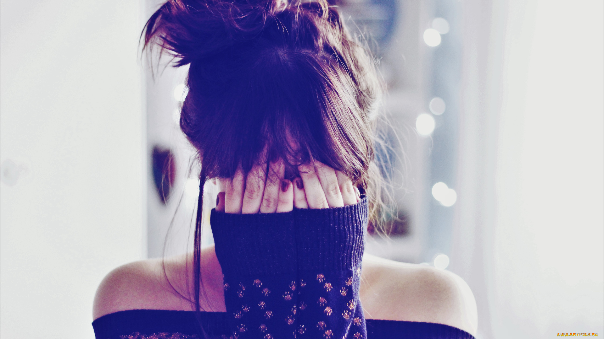 девушки, -, лица, , портреты, шатенка, свитер, руки