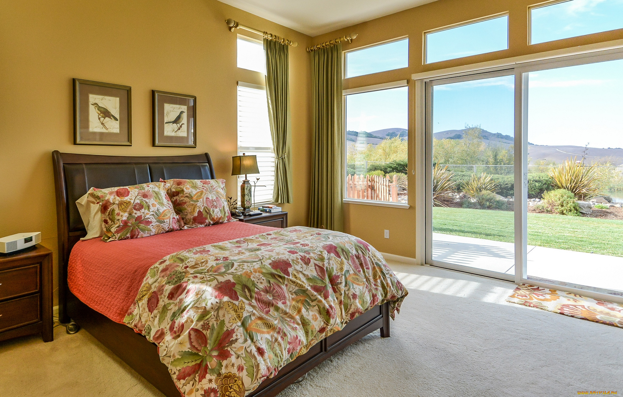 интерьер, спальня, окна, кровать