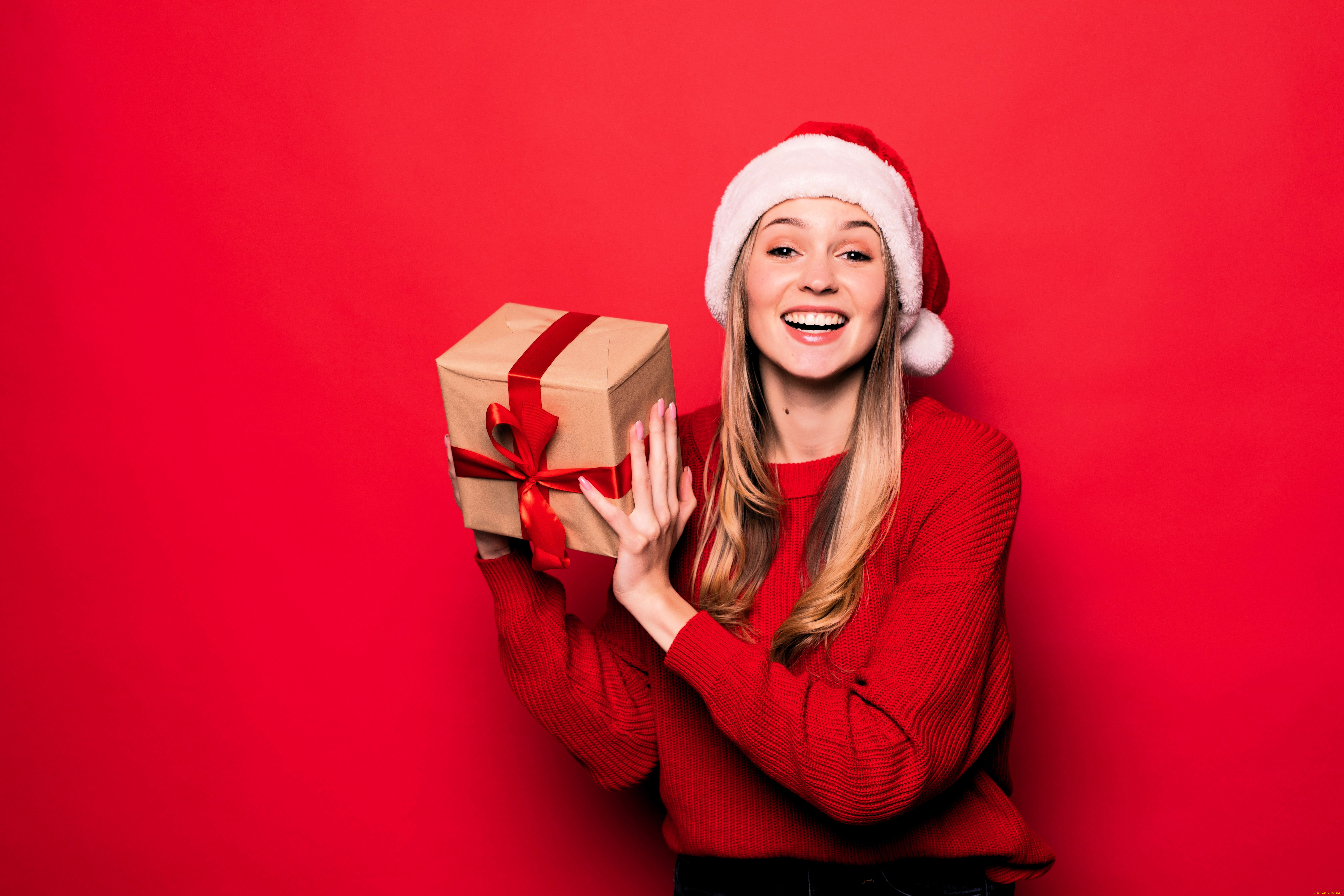 девушки, -, блондинки, , светловолосые, блондинка, шапка, свитер, подарок, коробка