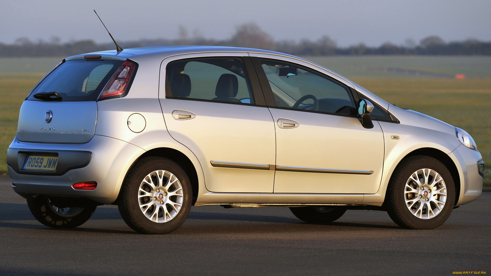 автомобили, fiat