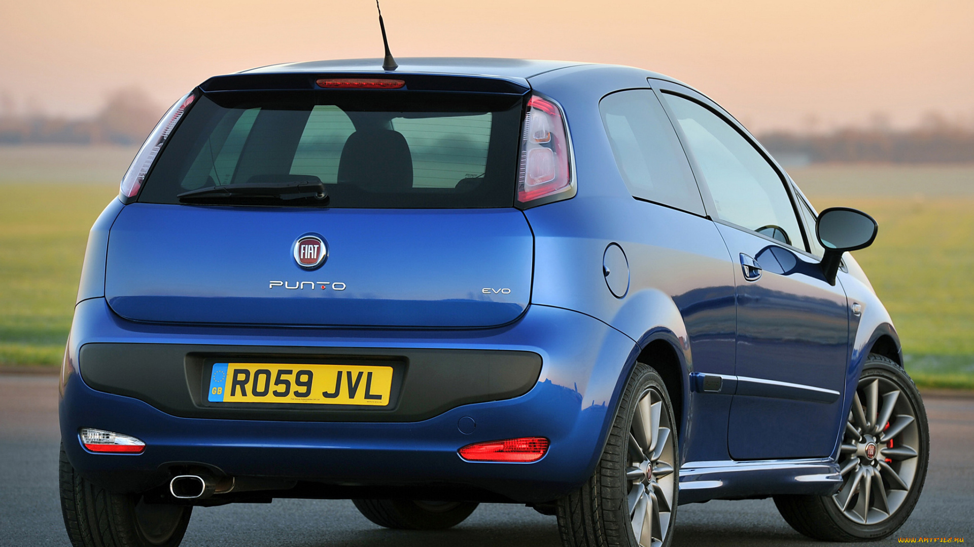 автомобили, fiat