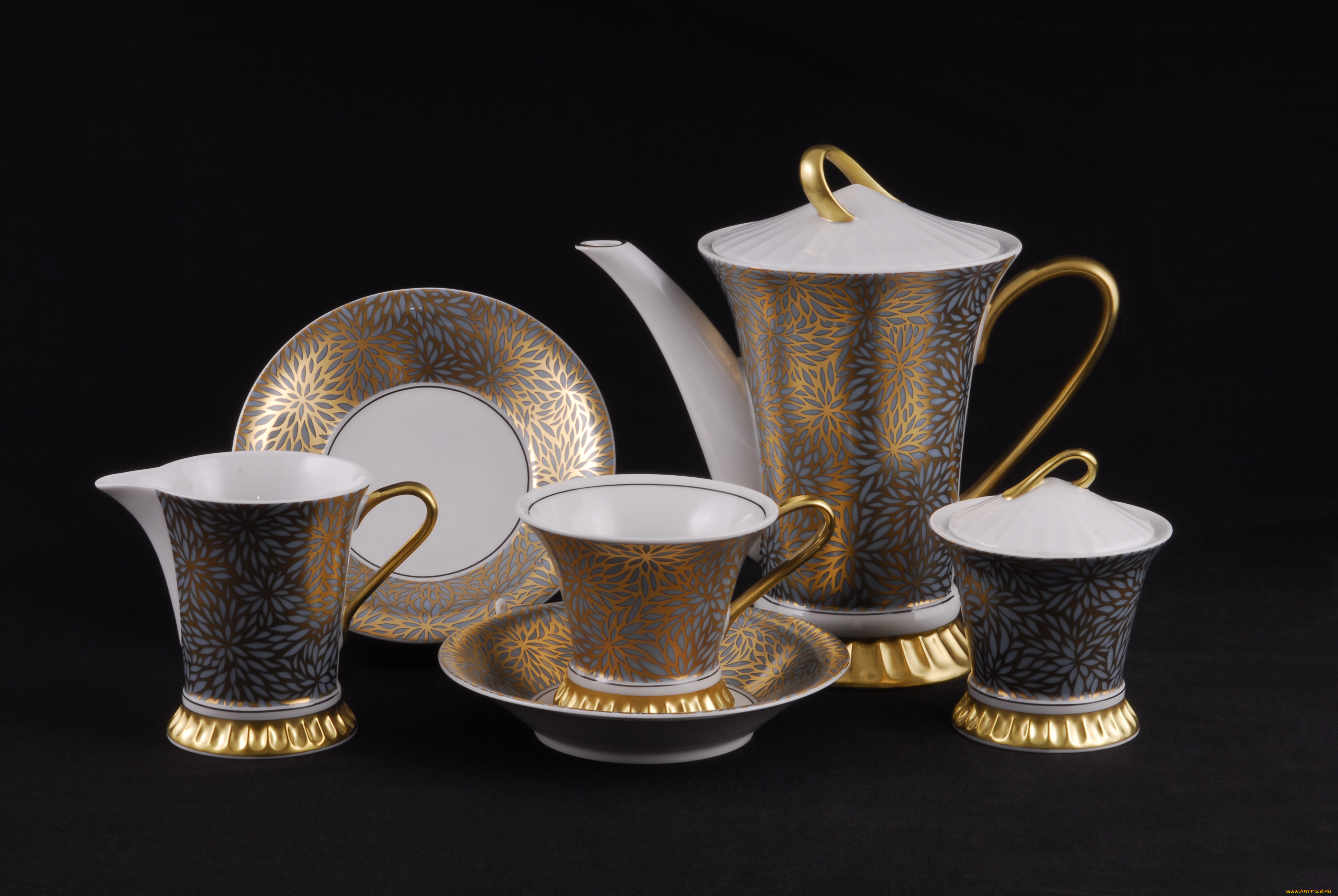 разное, посуда, столовые, приборы, кухонная, утварь, сервиз, фарфор, чайник, чашки