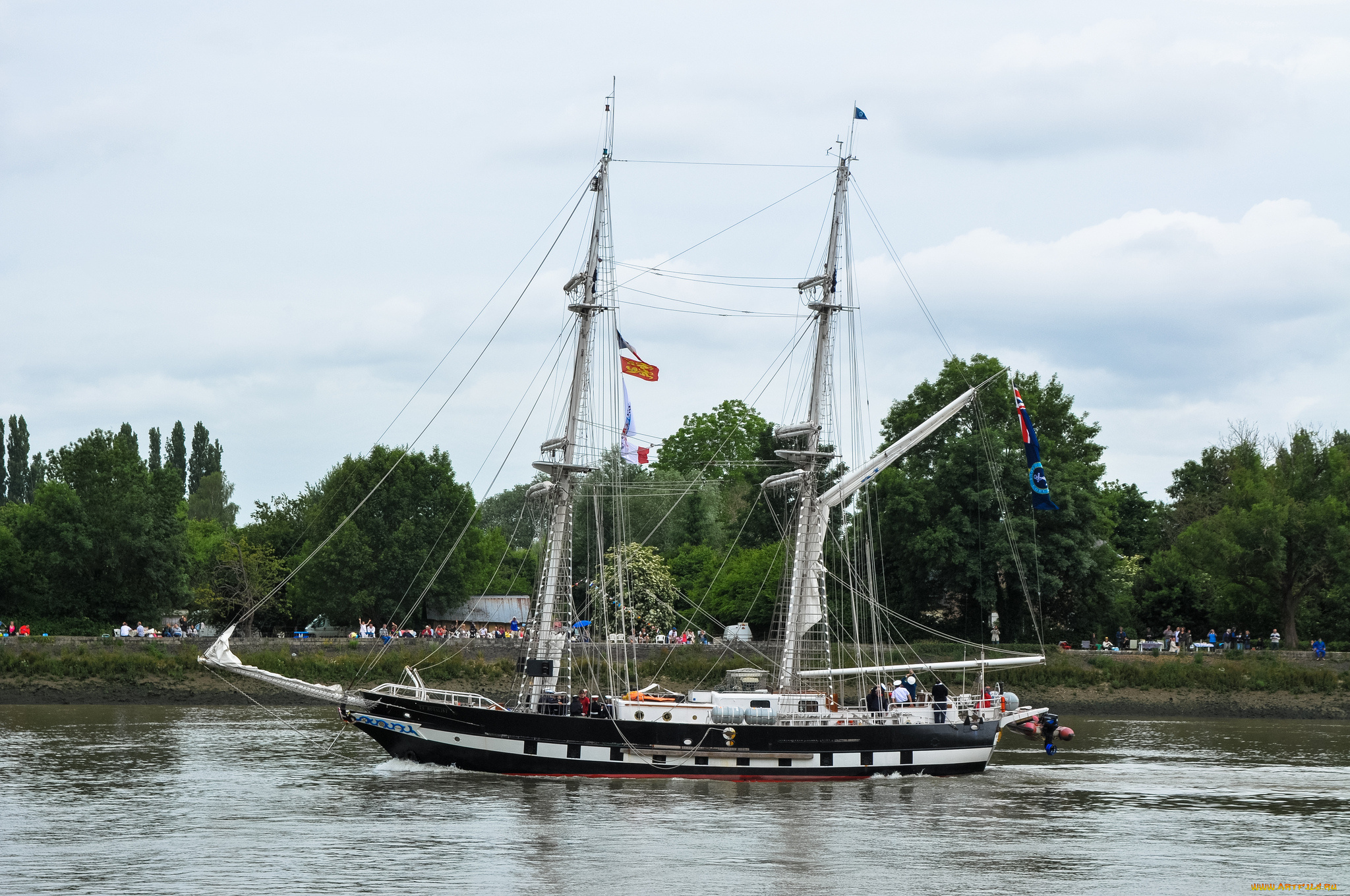 royalist, корабли, парусники, вымпел, паруса, мачты, корабль