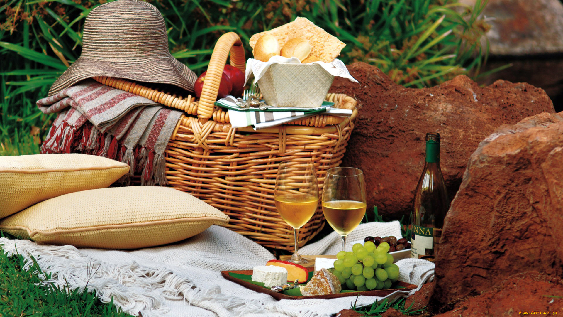 еда, разное, корзинка, хлеб, вино, пикник, сыр, оливки