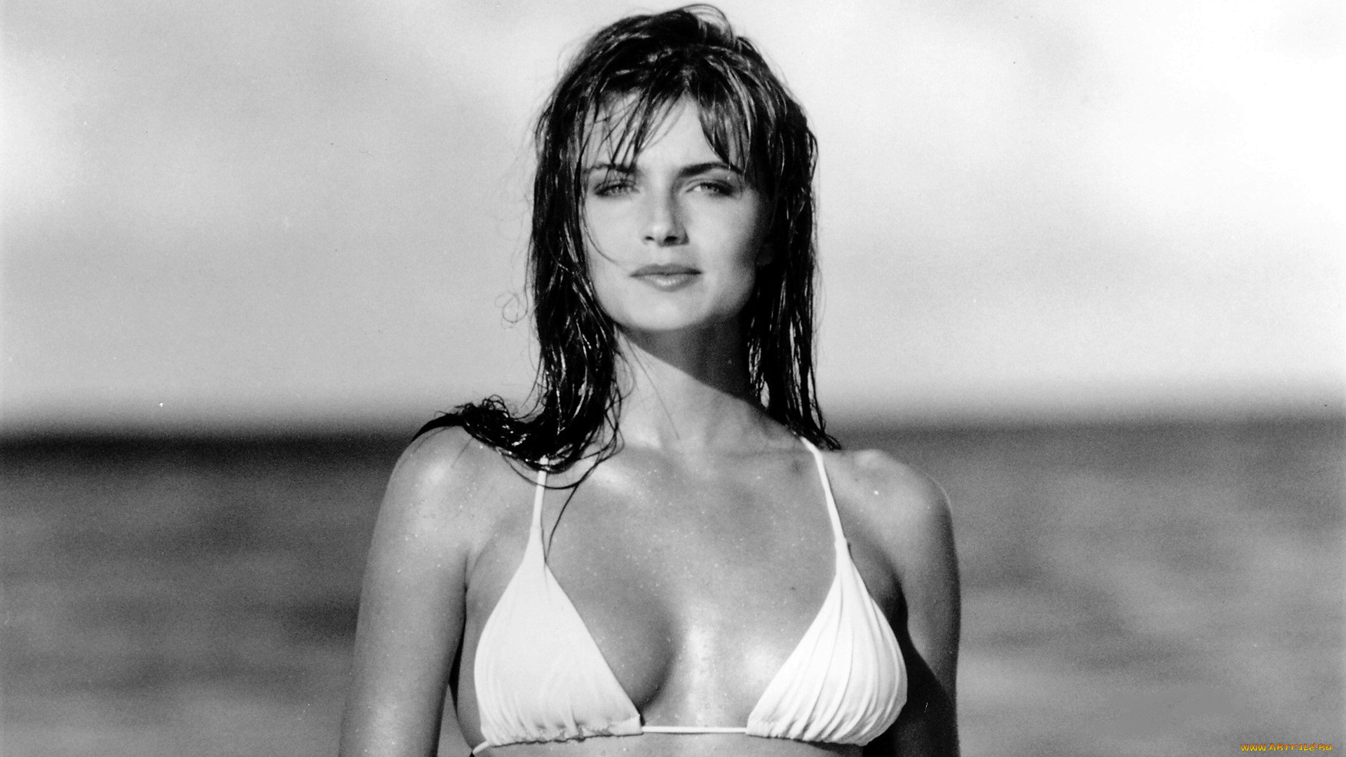 paulina, porizkova, девушки, модель, черно-белая, купальник, море