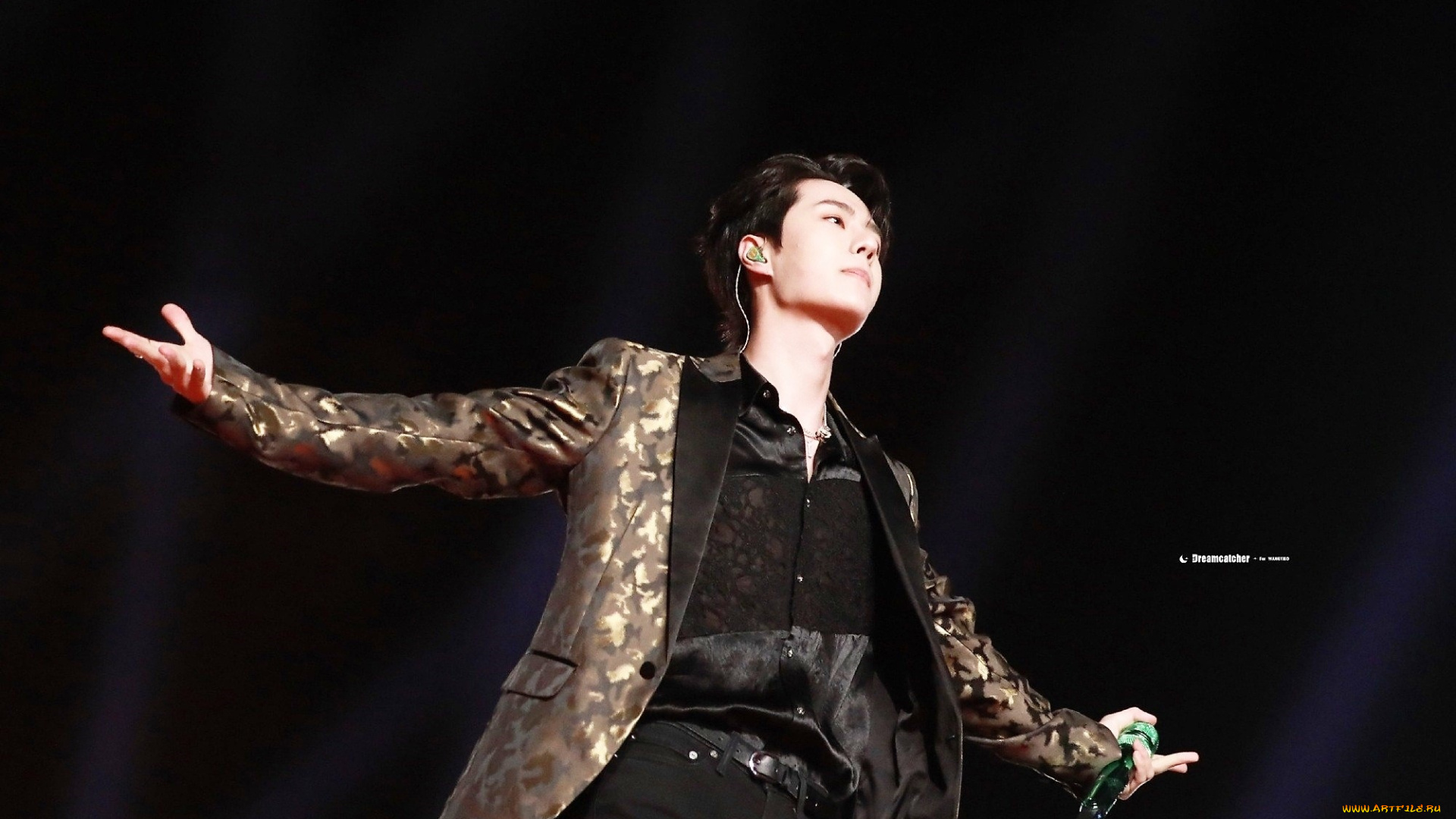 мужчины, wang, yi, bo, пиджак, микрофон, сцена, жест