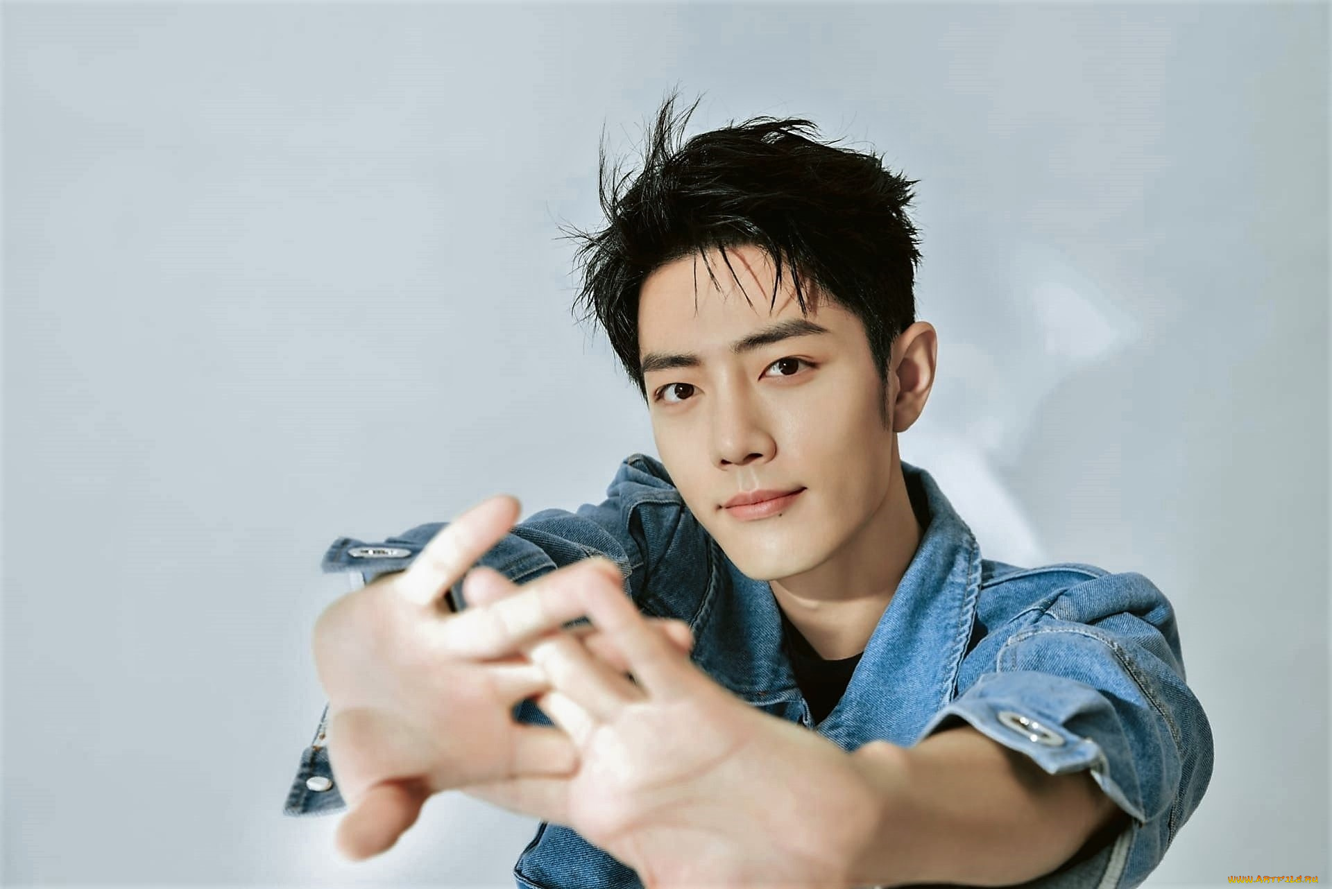 мужчины, xiao, zhan, лицо, руки, куртка