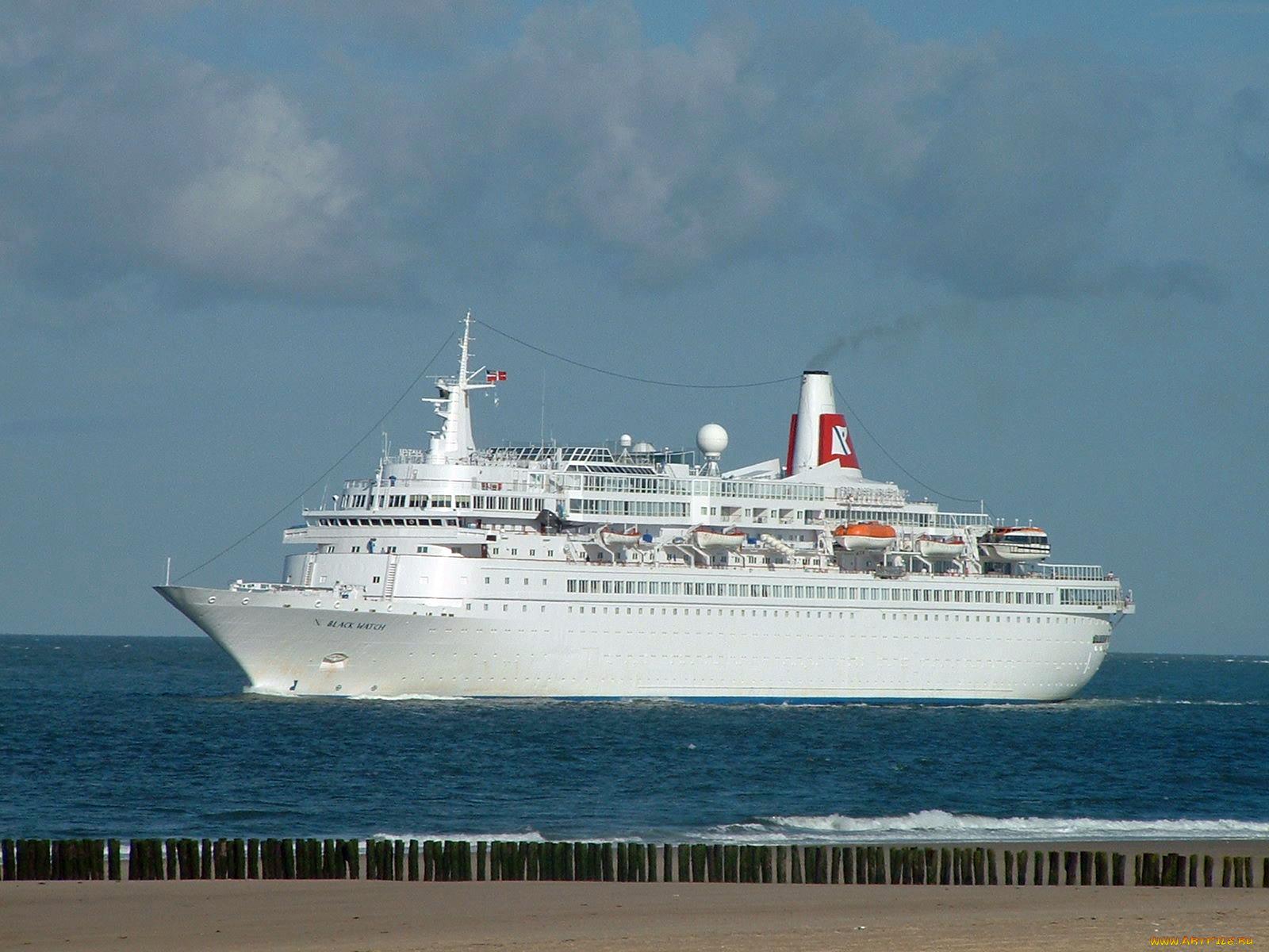 корабли, лайнеры