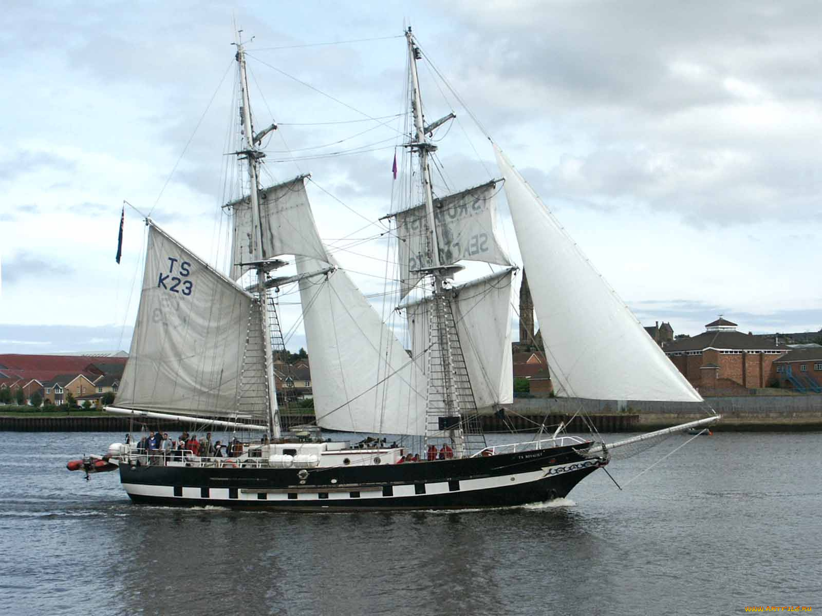 корабли, парусники