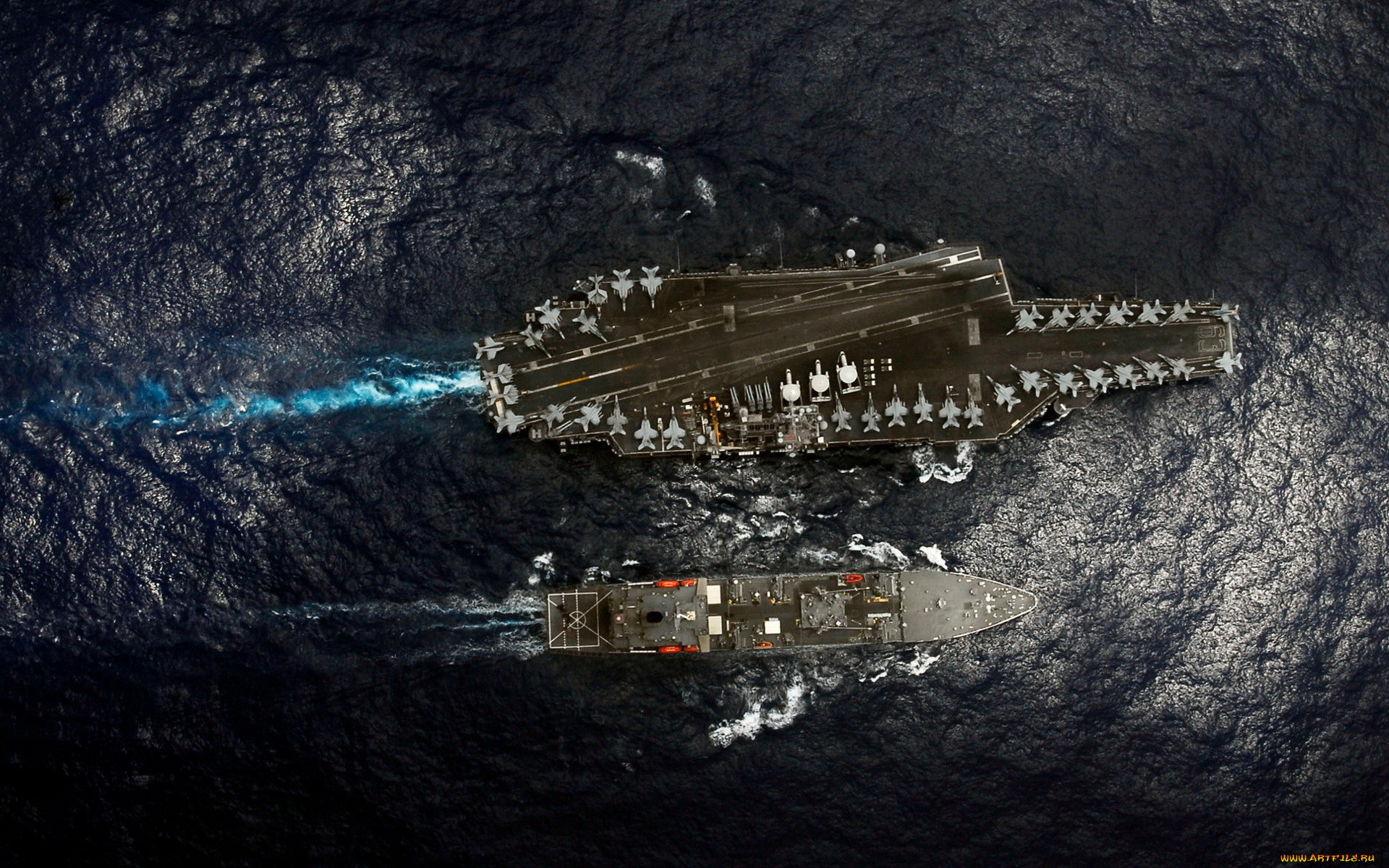 корабли, разные, вместе