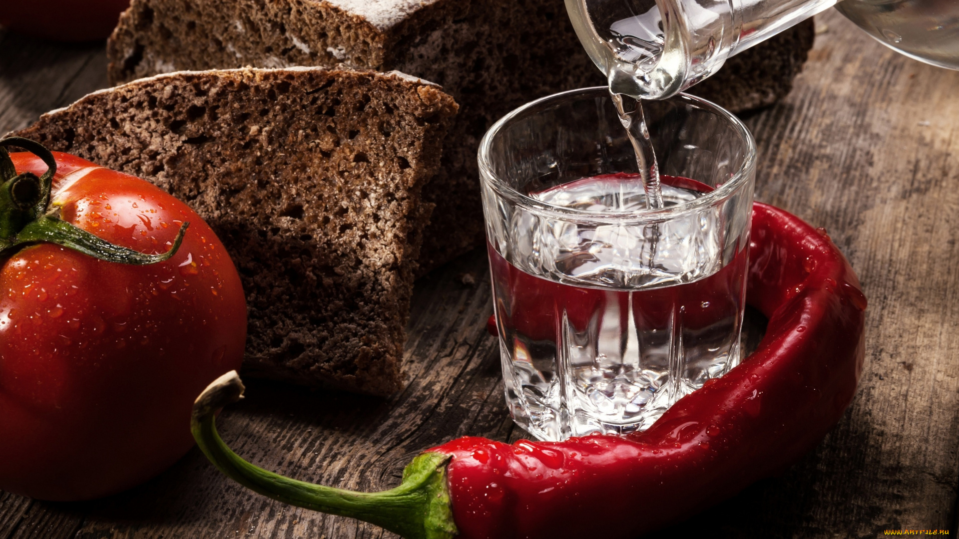 еда, напитки, помидоры, перец, стопка, водка, алкоголь, овощи, чеснок, красный