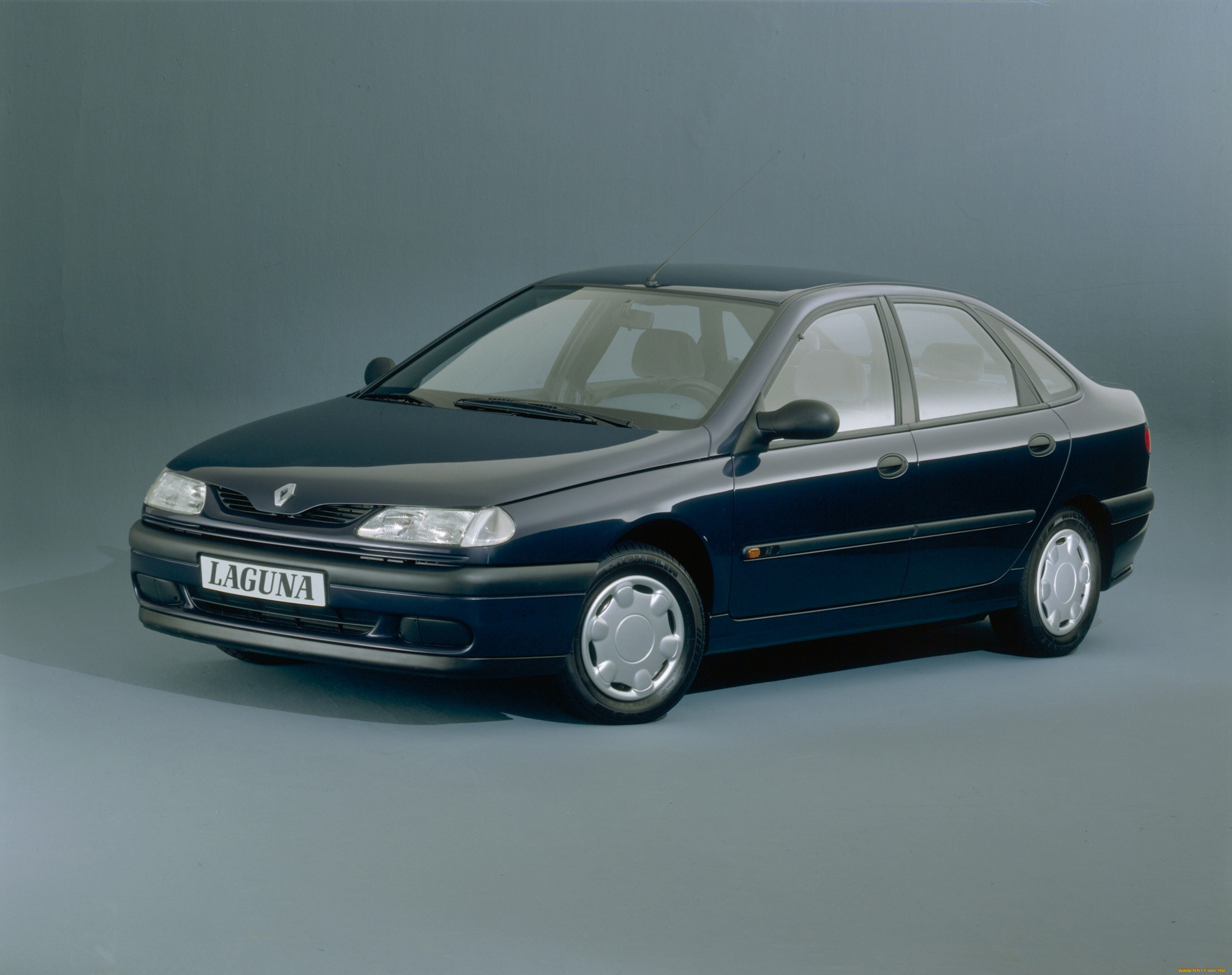 автомобили, renault