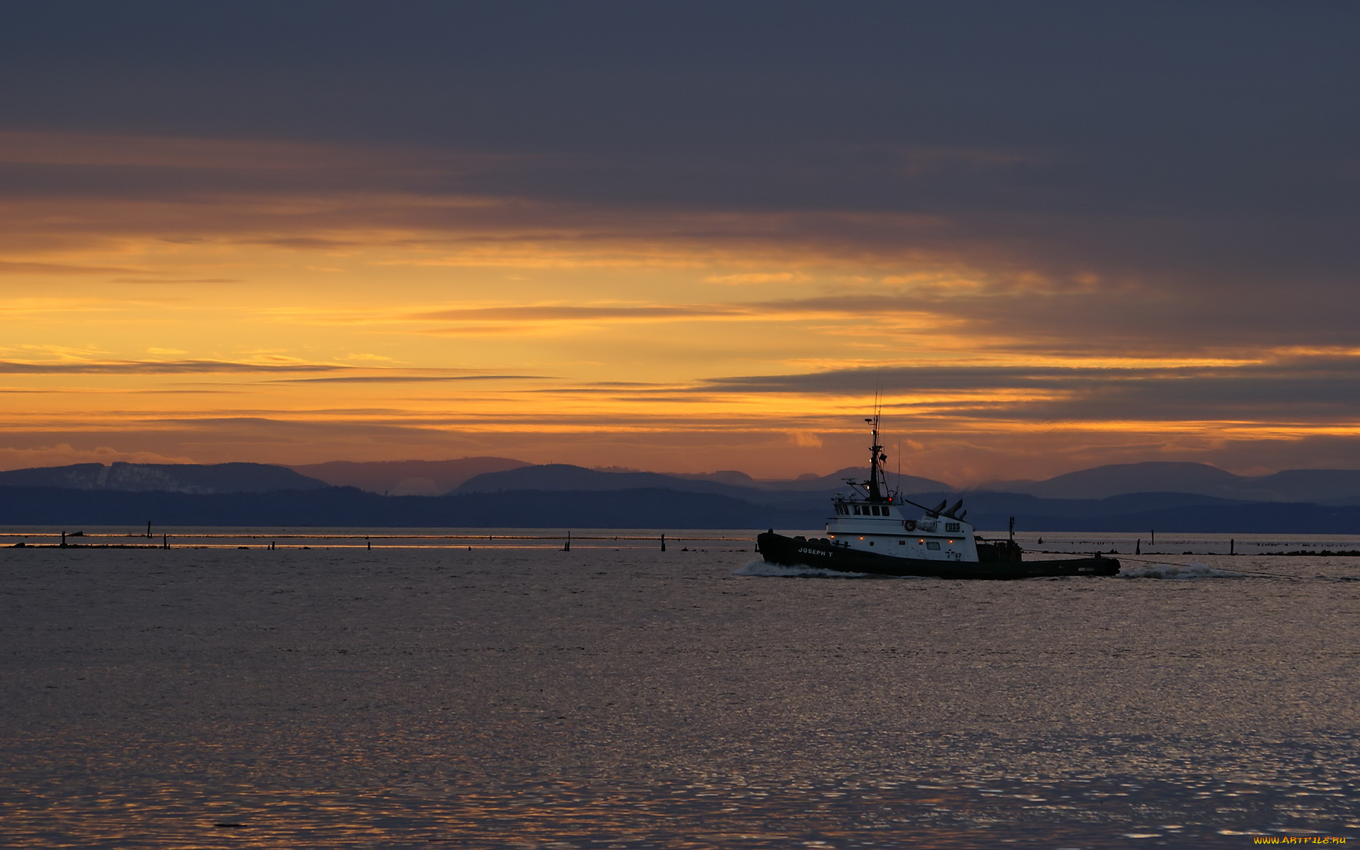 корабли, баркасы, буксиры