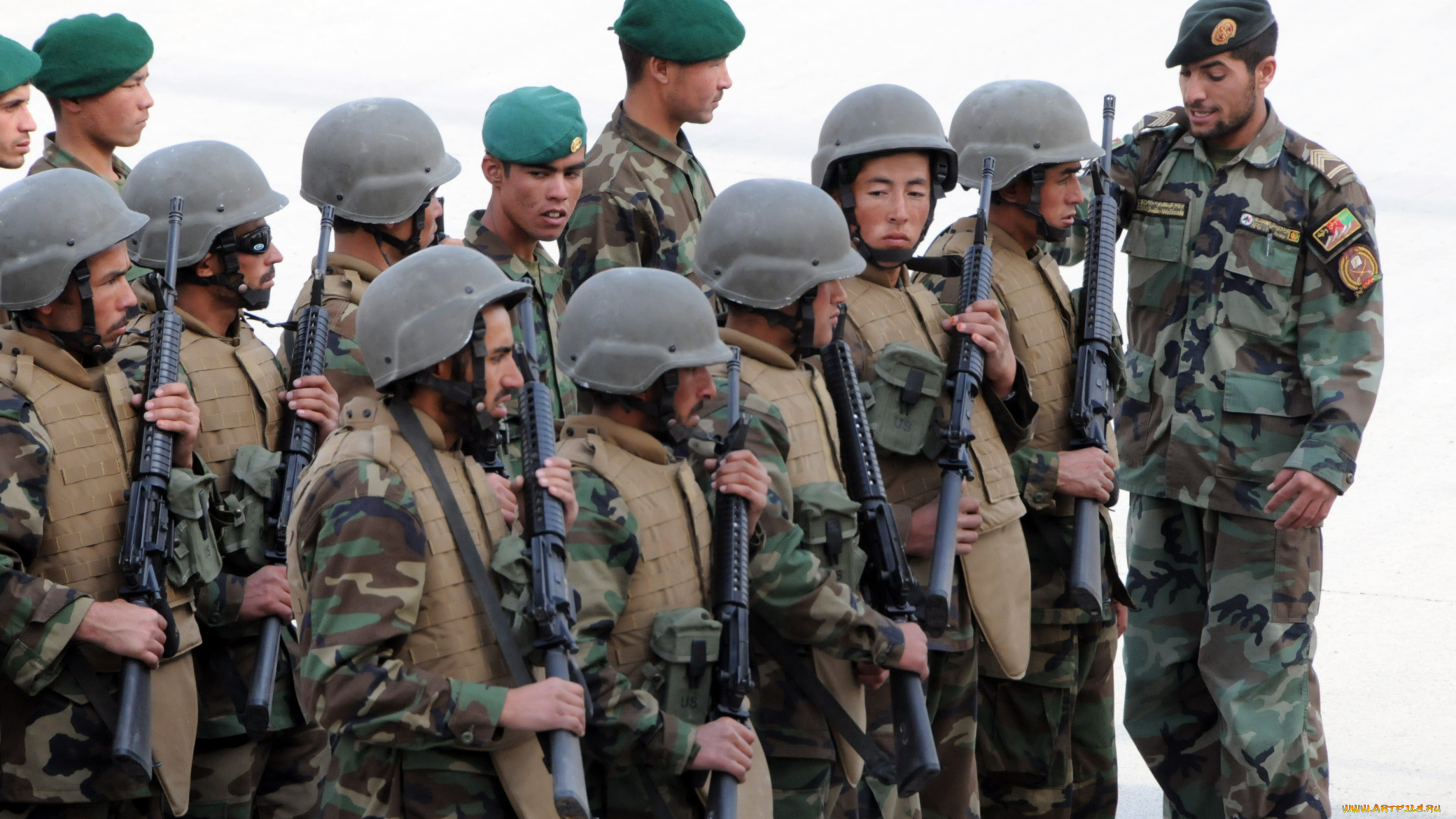 оружие, армия, спецназ, эротика, модель, блондинка, liz, ashley, soldiers, army