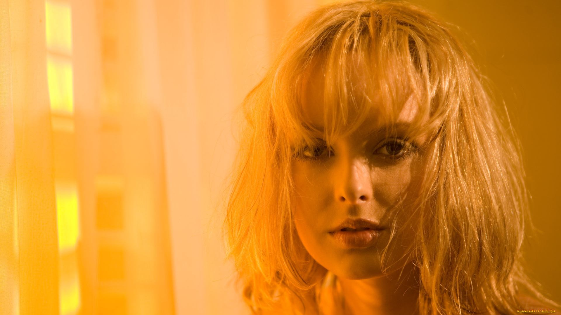 Aurora, Vaillantcourt, девушки