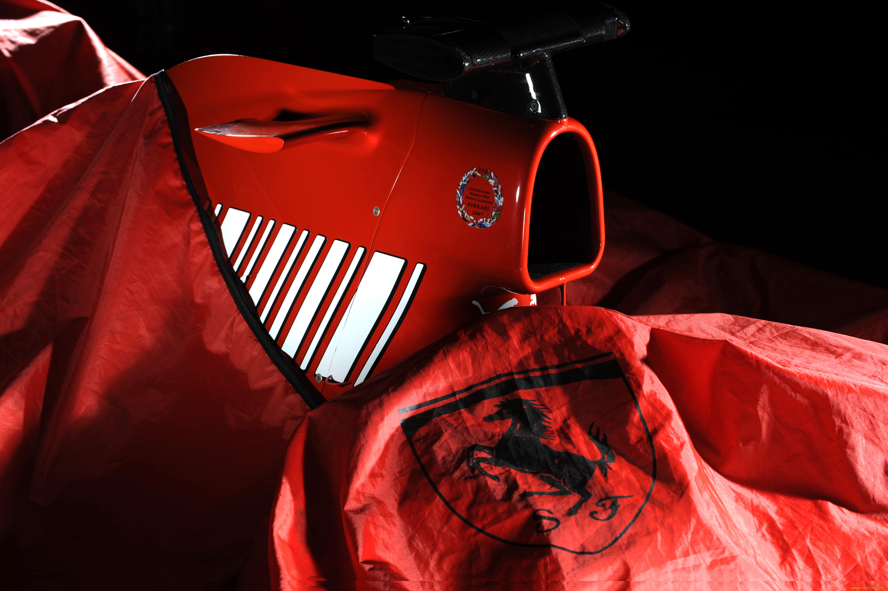 scuderia, ferrari, автомобили, фрагменты, автомобиля, ferrari, автогонки, эмблема, автомобиль, спорт, покрывало, красный, болид, formula-1