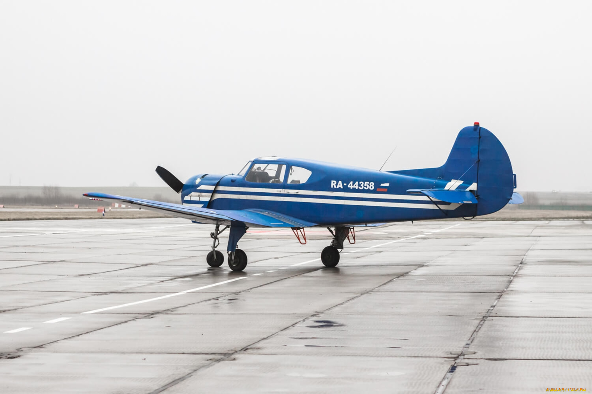 як-, 18т, авиация, лёгкие, одномоторные, самолёты, як-, 18т, самолёт, аэродром