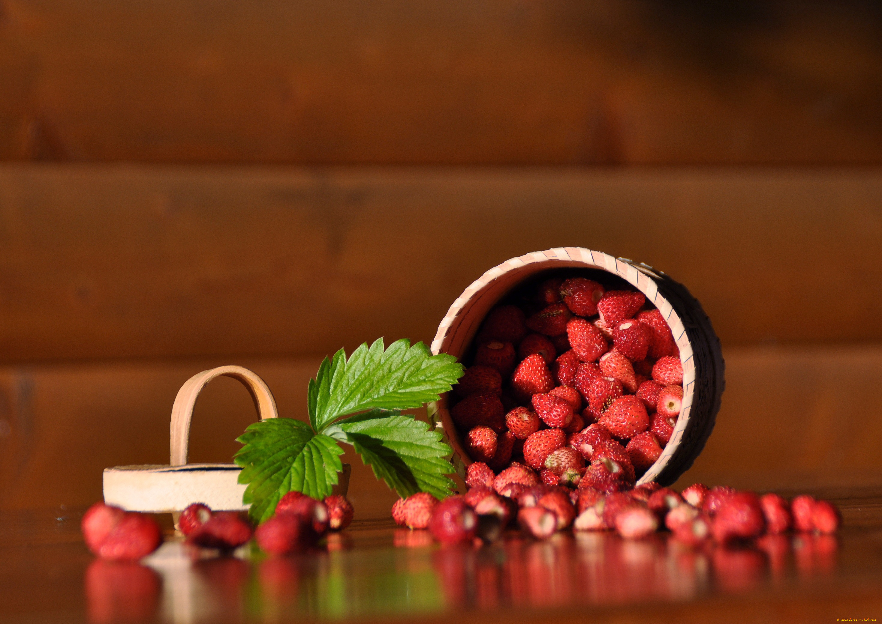 натали*nka, первый, урожай, еда, клубника, земляника, спелые, ягоды, лукошко