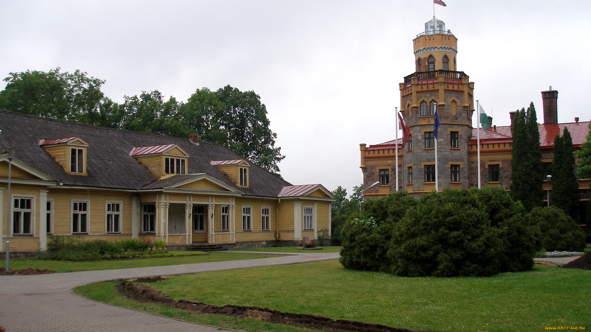 латвия, сигулда, города, улицы, площади, набережные, дома, площадь