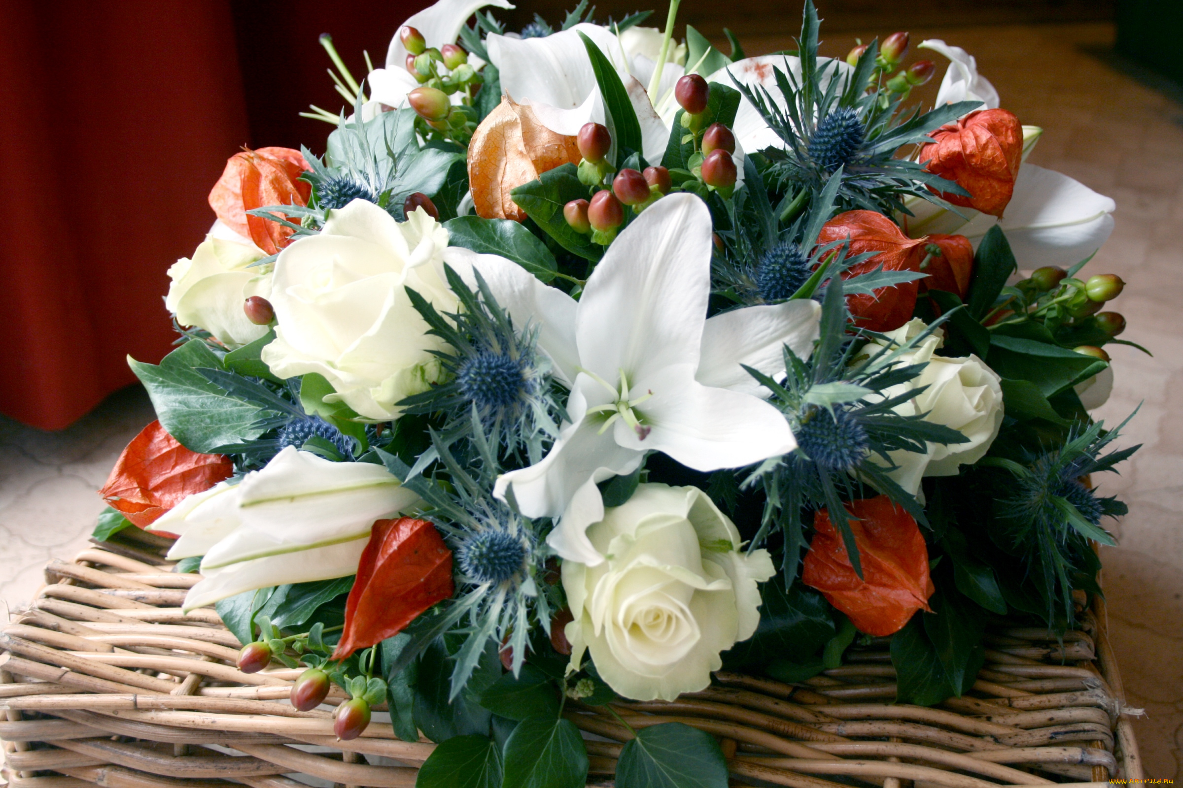цветы, букеты, композиции, физалис, розы, лилии