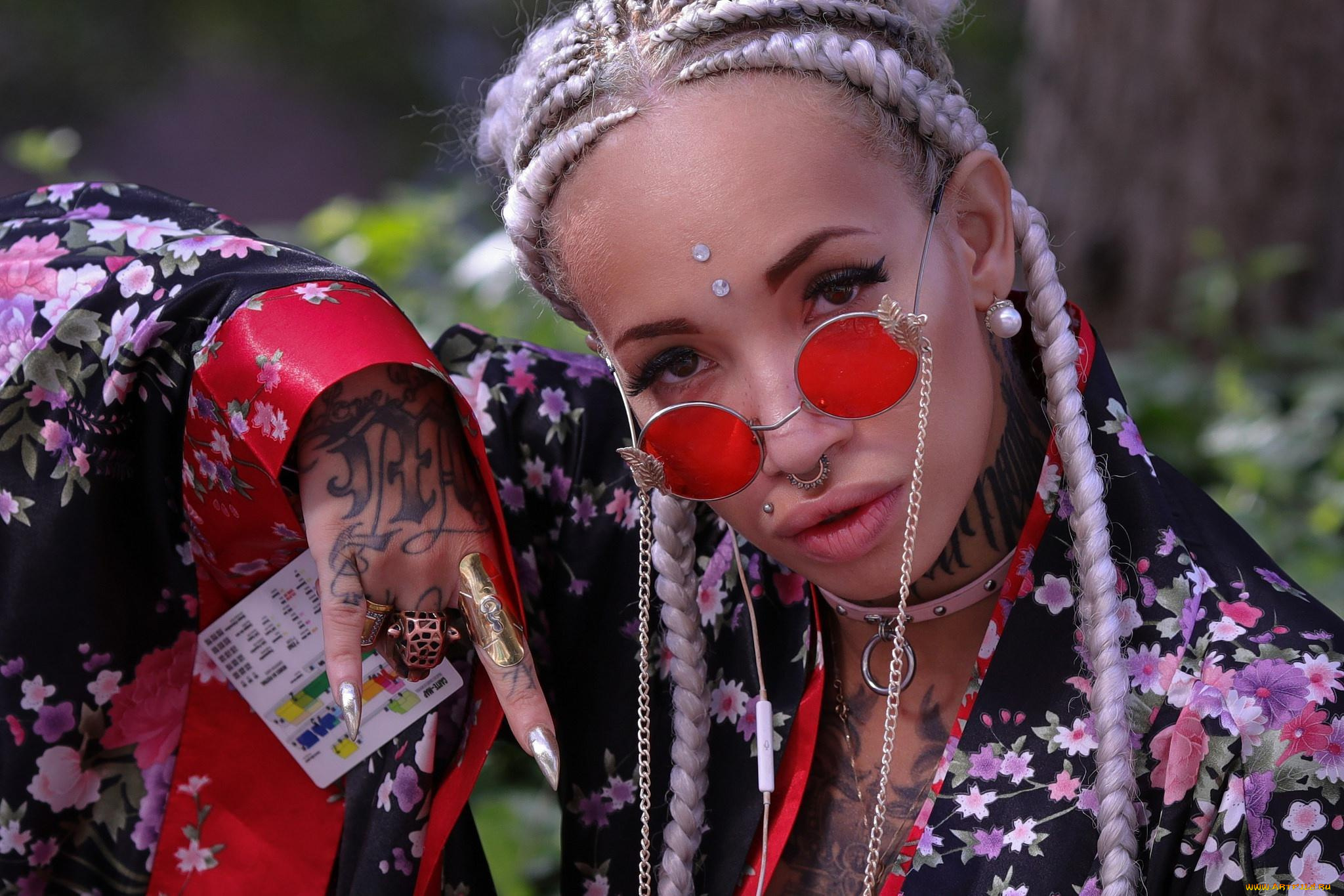 девушки, -unsort, , лица, , портреты, косички, очки, тату, пирсинг, кольца, кимоно