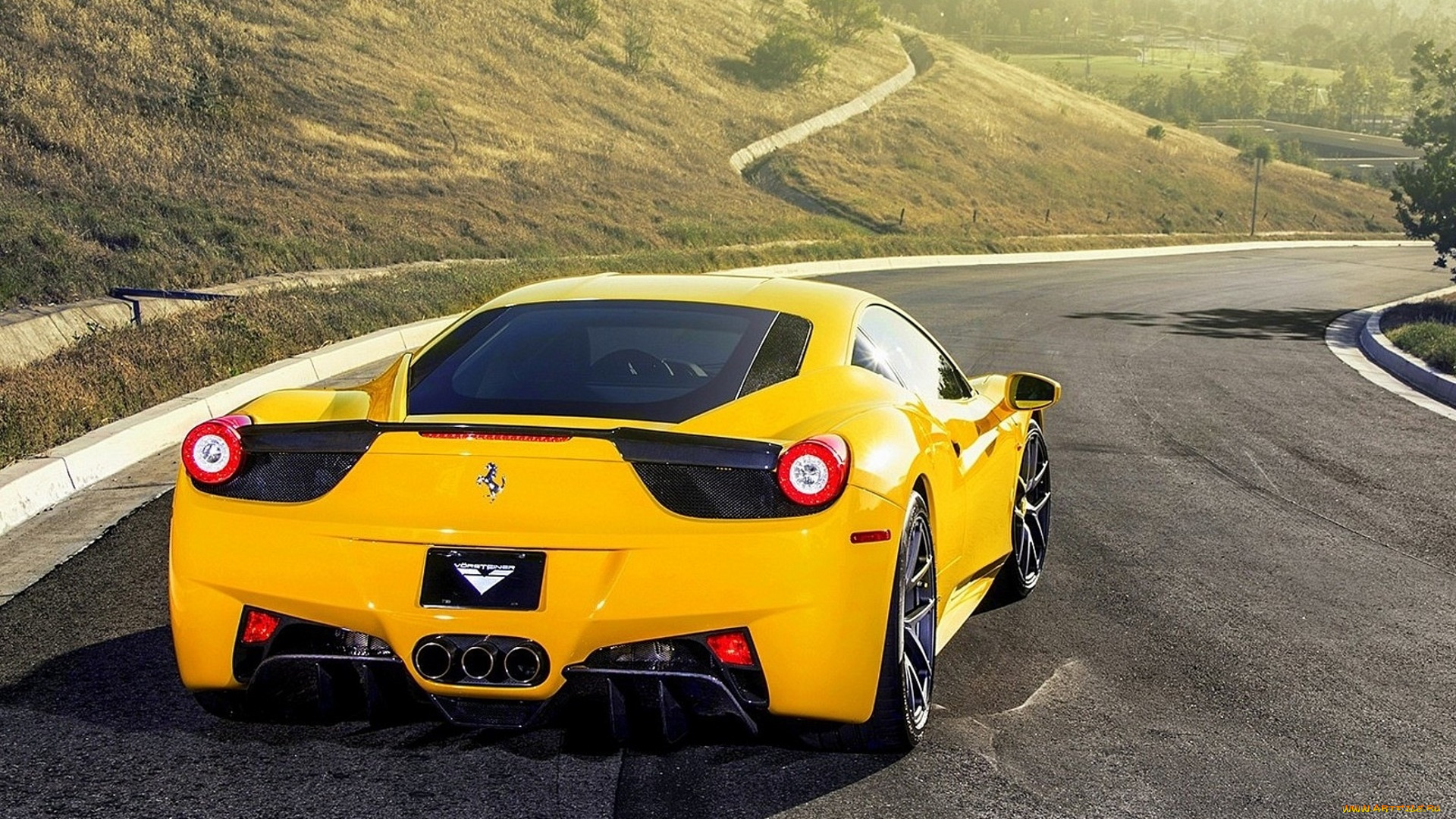 автомобили, ferrari, желтый, шоссе, дорога, трасса, поворот, склон